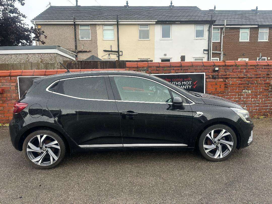 A 2019 RENAULT CLIO 1.0 TCe RS Line Euro 6 (s/s) 5dr FULL MOT, SERVICE, 3MONTH WARRANTY A 2019 RENAULT CLIO 1.0 TCe RS Line Euro 6 (s/s) 5dr FULL MOT, SERVICE, 3MONTH WARRANTY