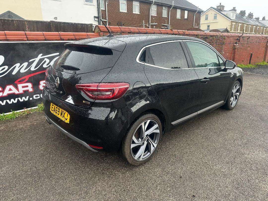 2019 RENAULT CLIO 2019 RENAULT CLIO