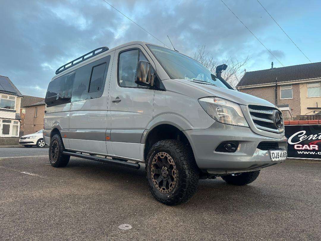 A 2013 MERCEDES-BENZ SPRINTER Mercedes-Benz SPRINTER 313 CDI 4X4 Expedition Outlander AWD Adventure RARE A 2013 MERCEDES-BENZ SPRINTER Mercedes-Benz SPRINTER 313 CDI 4X4 Expedition Outlander AWD Adventure RARE