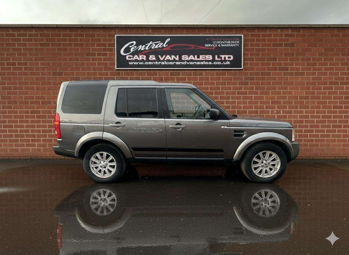A 2009 LAND ROVER DISCOVERY 3 2.7 TD V6 SE Station Wagon 5dr Diesel Automatic (270 g/km, 190 bhp) A 2009 LAND ROVER DISCOVERY 3 2.7 TD V6 SE Station Wagon 5dr Diesel Automatic (270 g/km, 190 bhp)