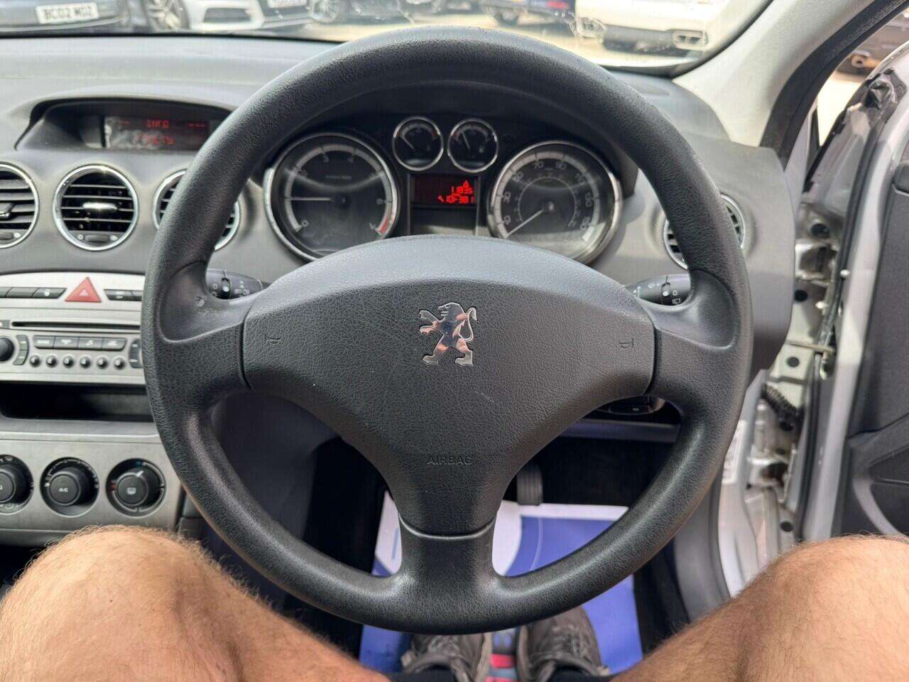 2010 PEUGEOT 308 2010 PEUGEOT 308