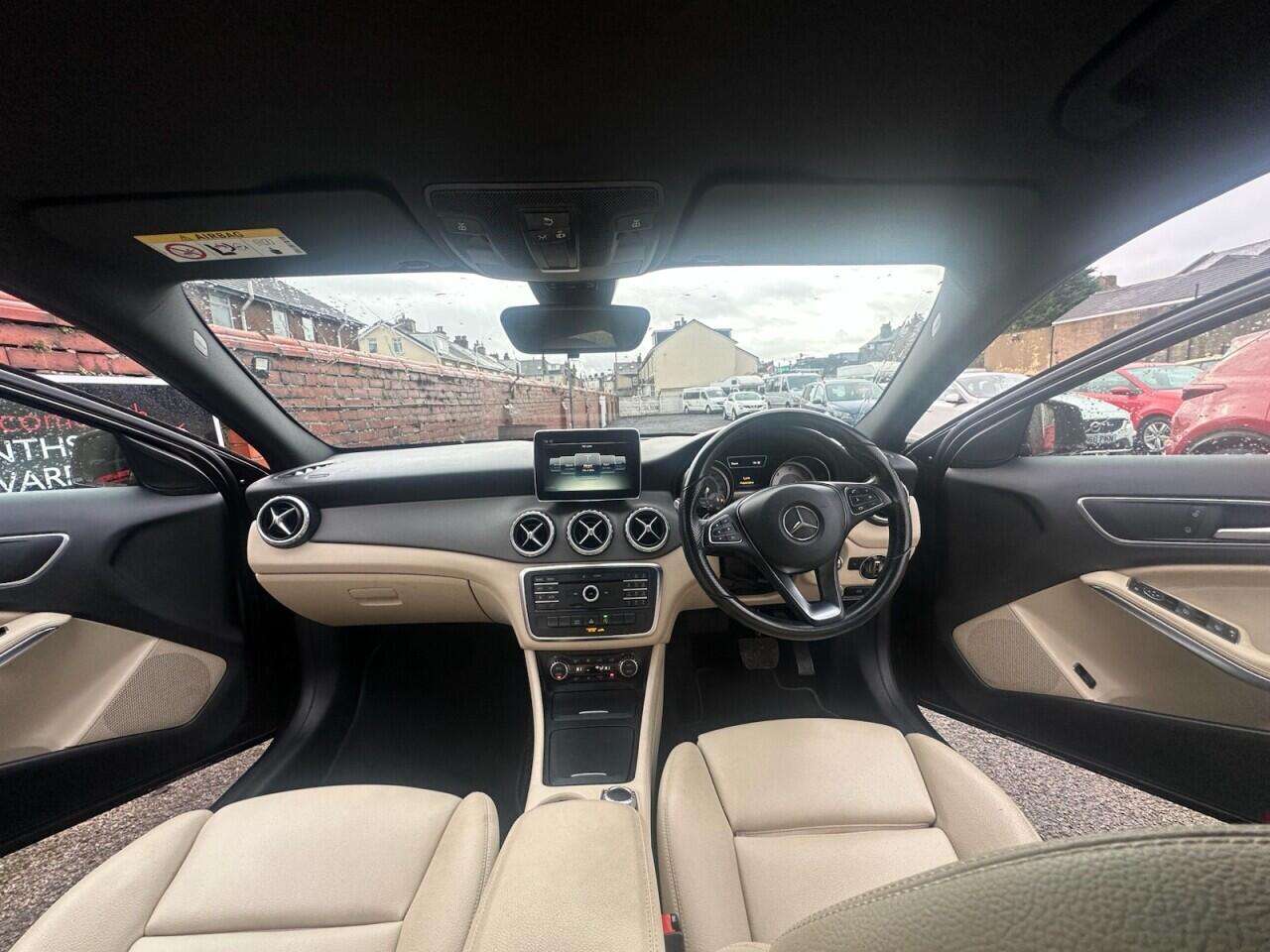 2015 MERCEDES-BENZ GLA 2015 MERCEDES-BENZ GLA