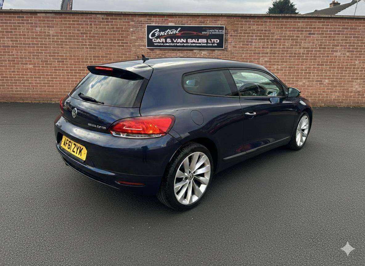 A 2011 VOLKSWAGEN SCIROCCO 2.0 TDI BlueMotion Tech GT Hatchback 3dr Diesel Manual Euro 5 (s/s) (140 ps A 2011 VOLKSWAGEN SCIROCCO 2.0 TDI BlueMotion Tech GT Hatchback 3dr Diesel Manual Euro 5 (s/s) (140 ps