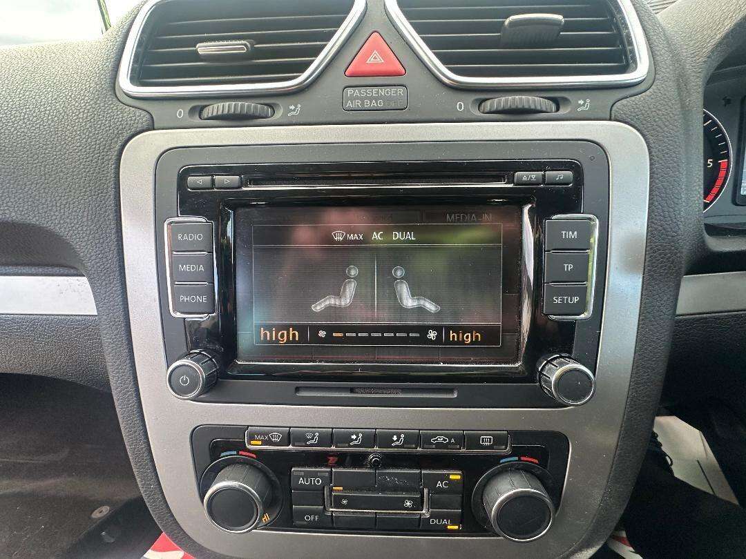 2011 VOLKSWAGEN SCIROCCO 2011 VOLKSWAGEN SCIROCCO