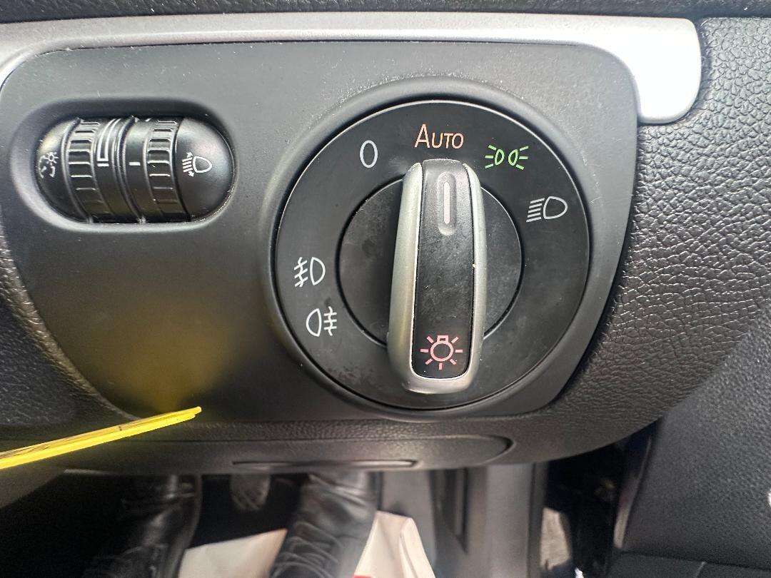 2011 VOLKSWAGEN SCIROCCO 2011 VOLKSWAGEN SCIROCCO