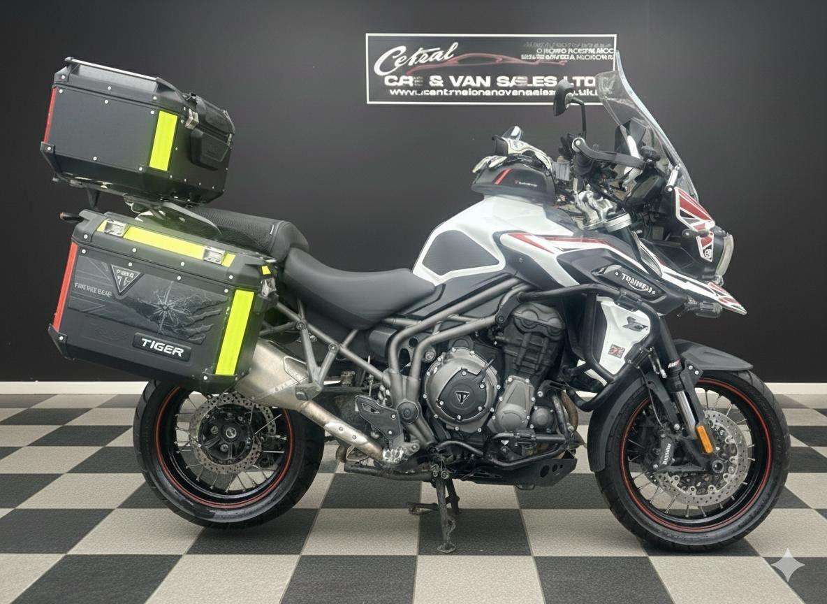 A 2018 TRIUMPH TIGER 1200 1200 XCA Euro 4 A 2018 TRIUMPH TIGER 1200 1200 XCA Euro 4