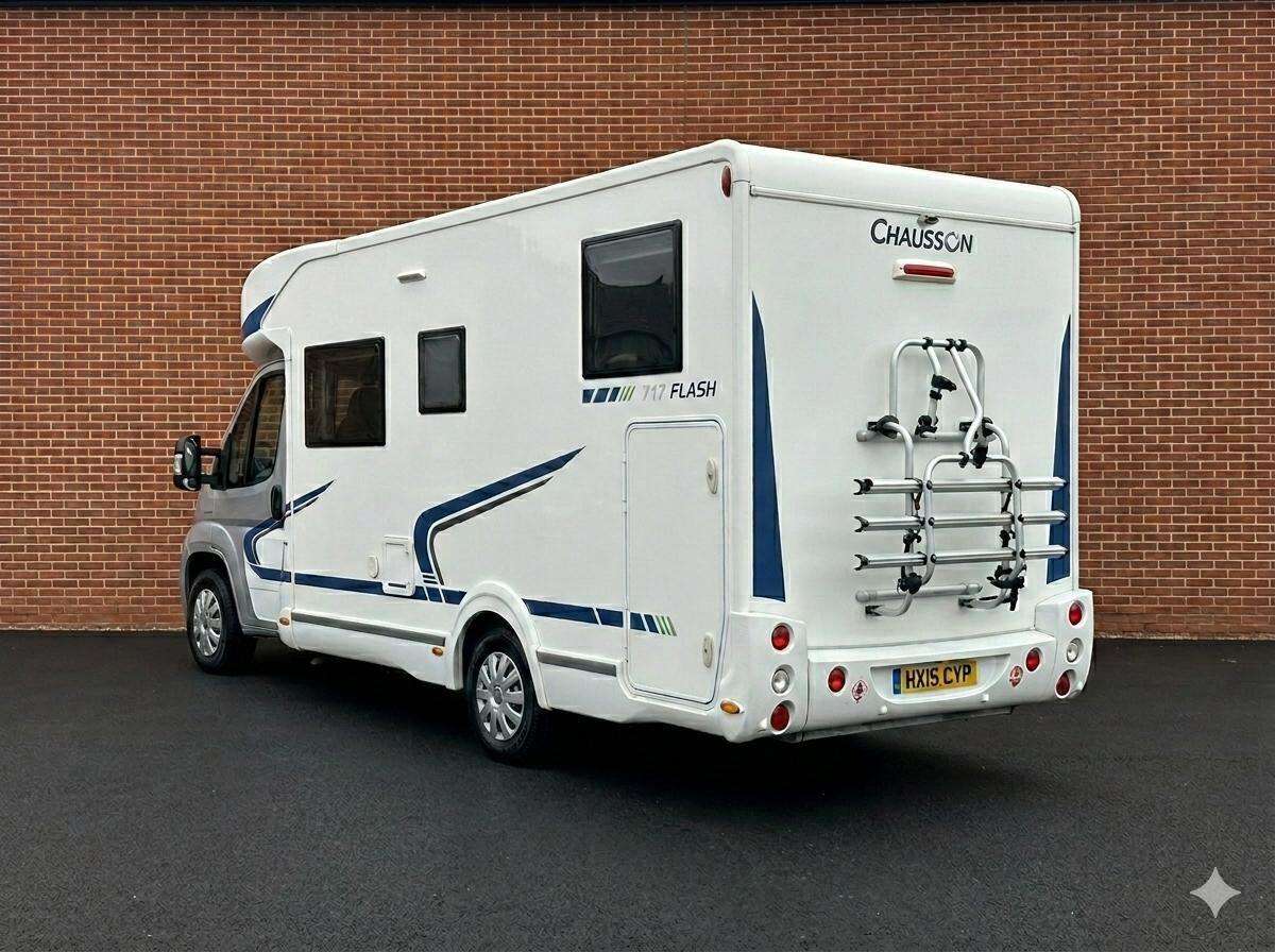 A 2015 CHAUSSON FLASH 717 4 Berth End Bedroom A 2015 CHAUSSON FLASH 717 4 Berth End Bedroom