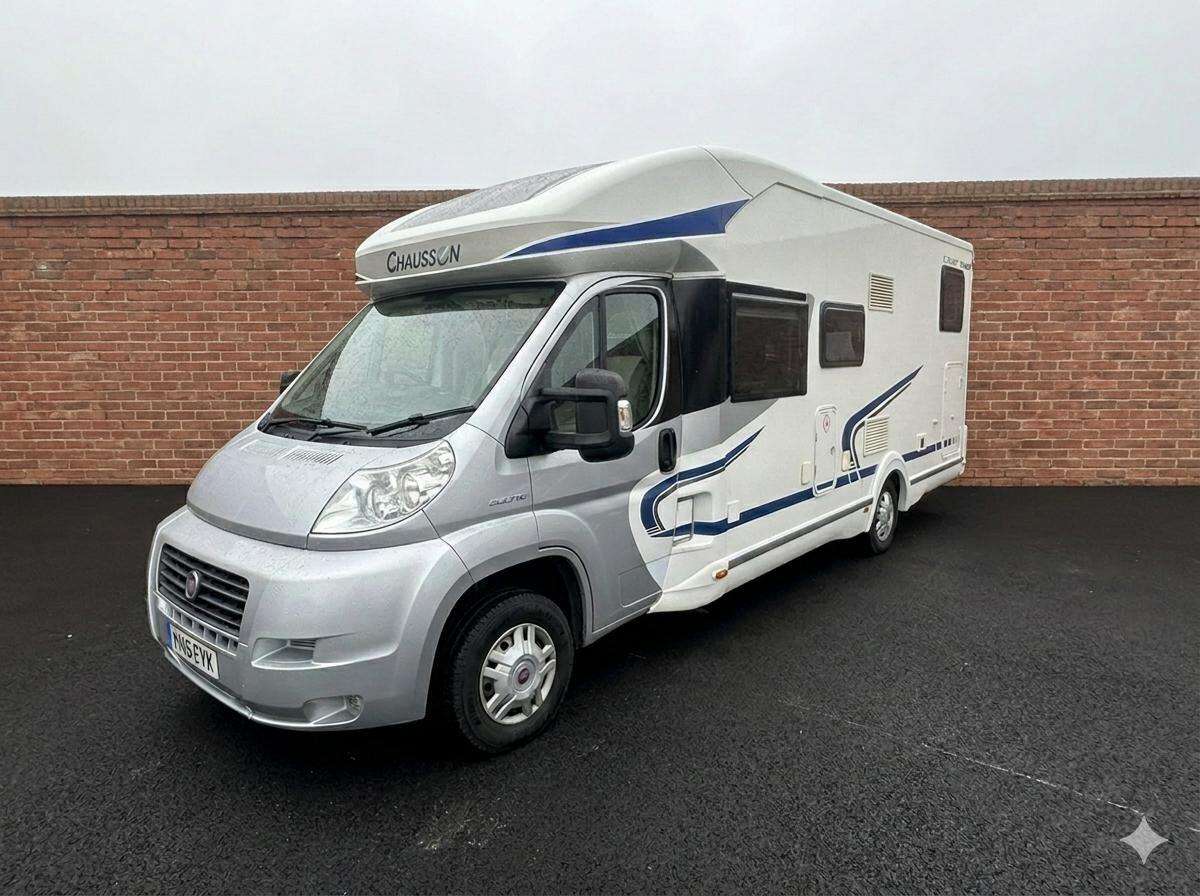 A 2015 CHAUSSON FLASH 717 4 Berth End Bedroom A 2015 CHAUSSON FLASH 717 4 Berth End Bedroom