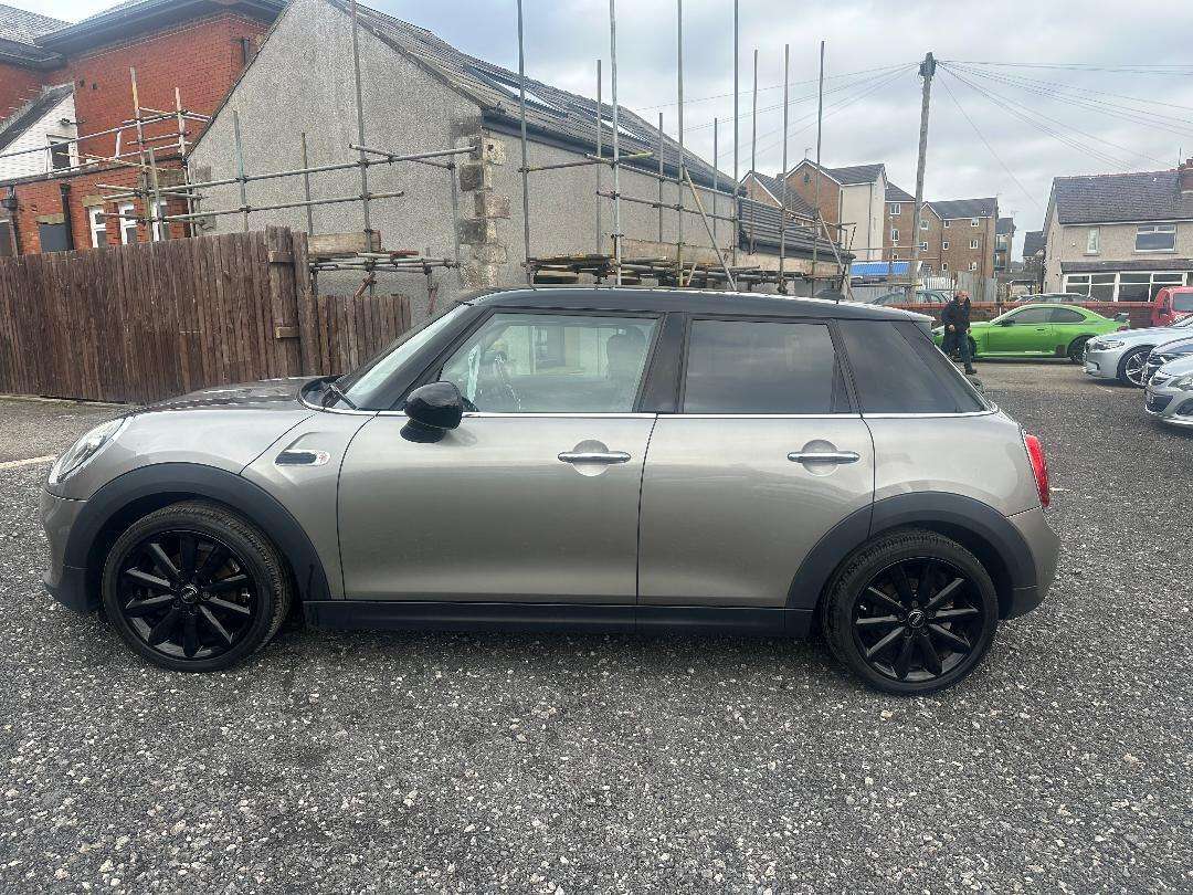 2018 MINI HATCH 2018 MINI HATCH