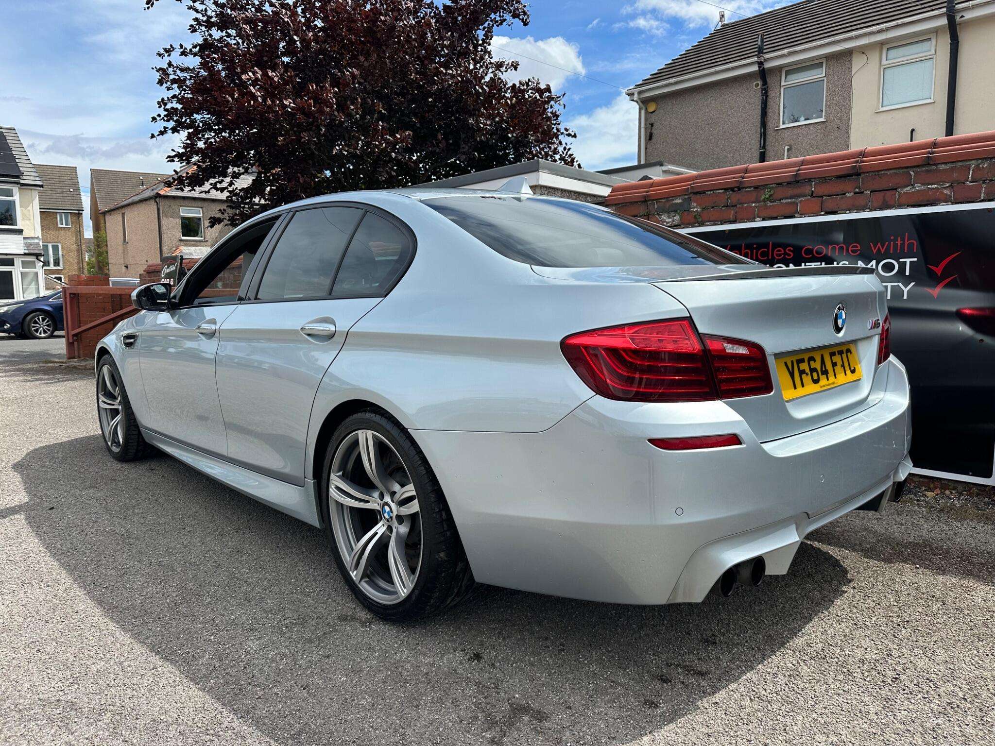 2014 BMW M5 2014 BMW M5