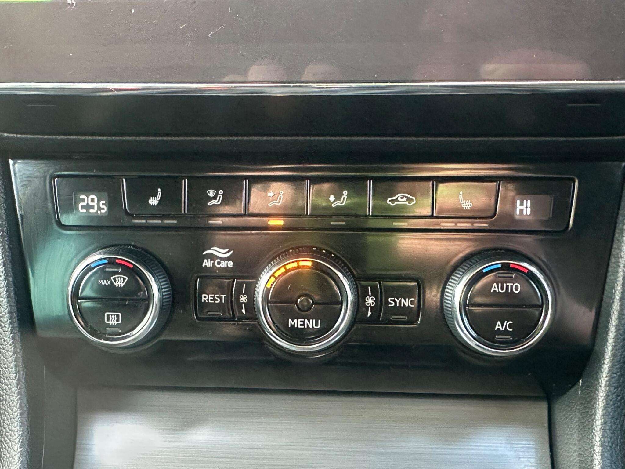 2021 SKODA SUPERB 2021 SKODA SUPERB