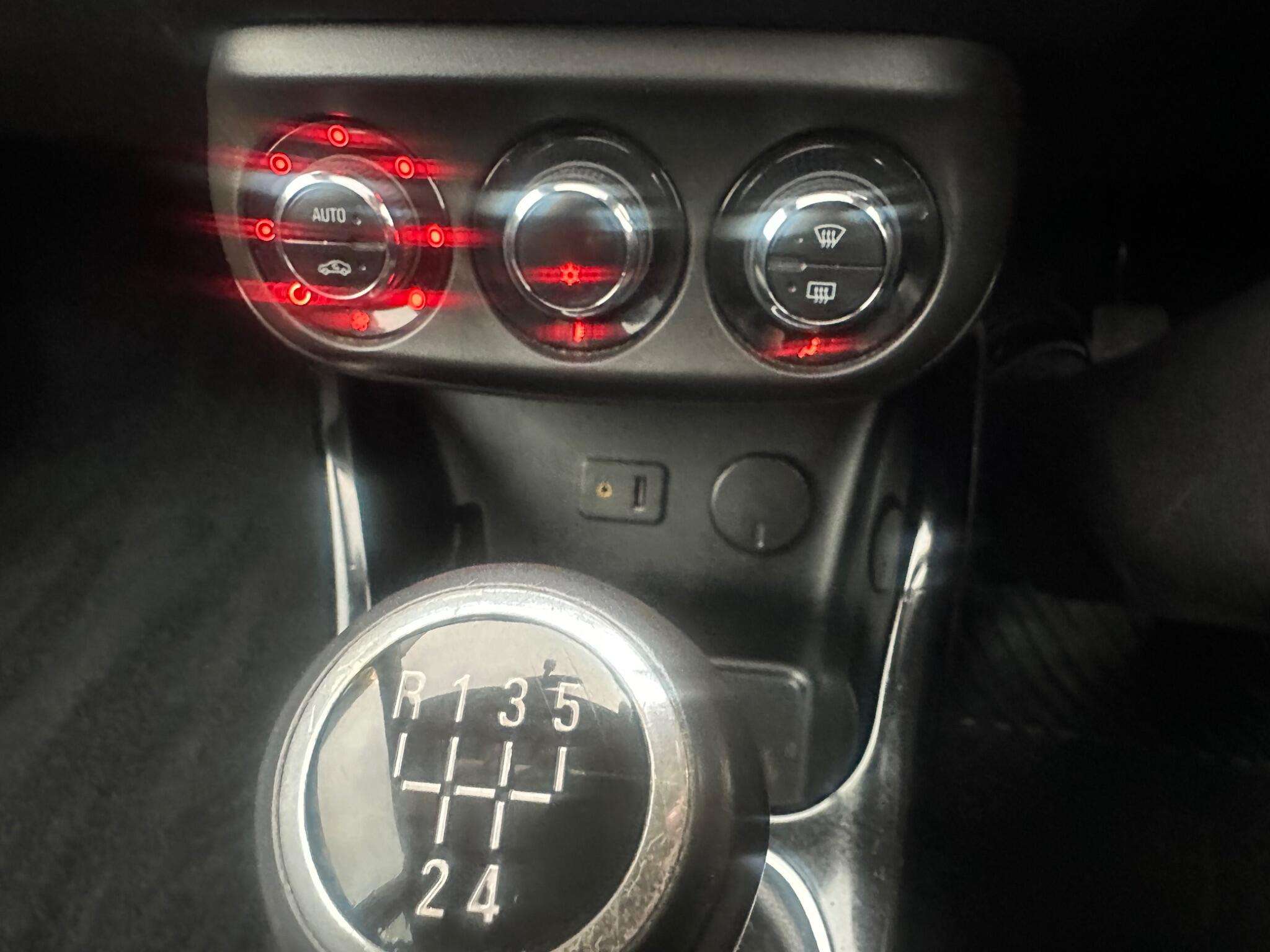 2014 VAUXHALL ADAM 2014 VAUXHALL ADAM