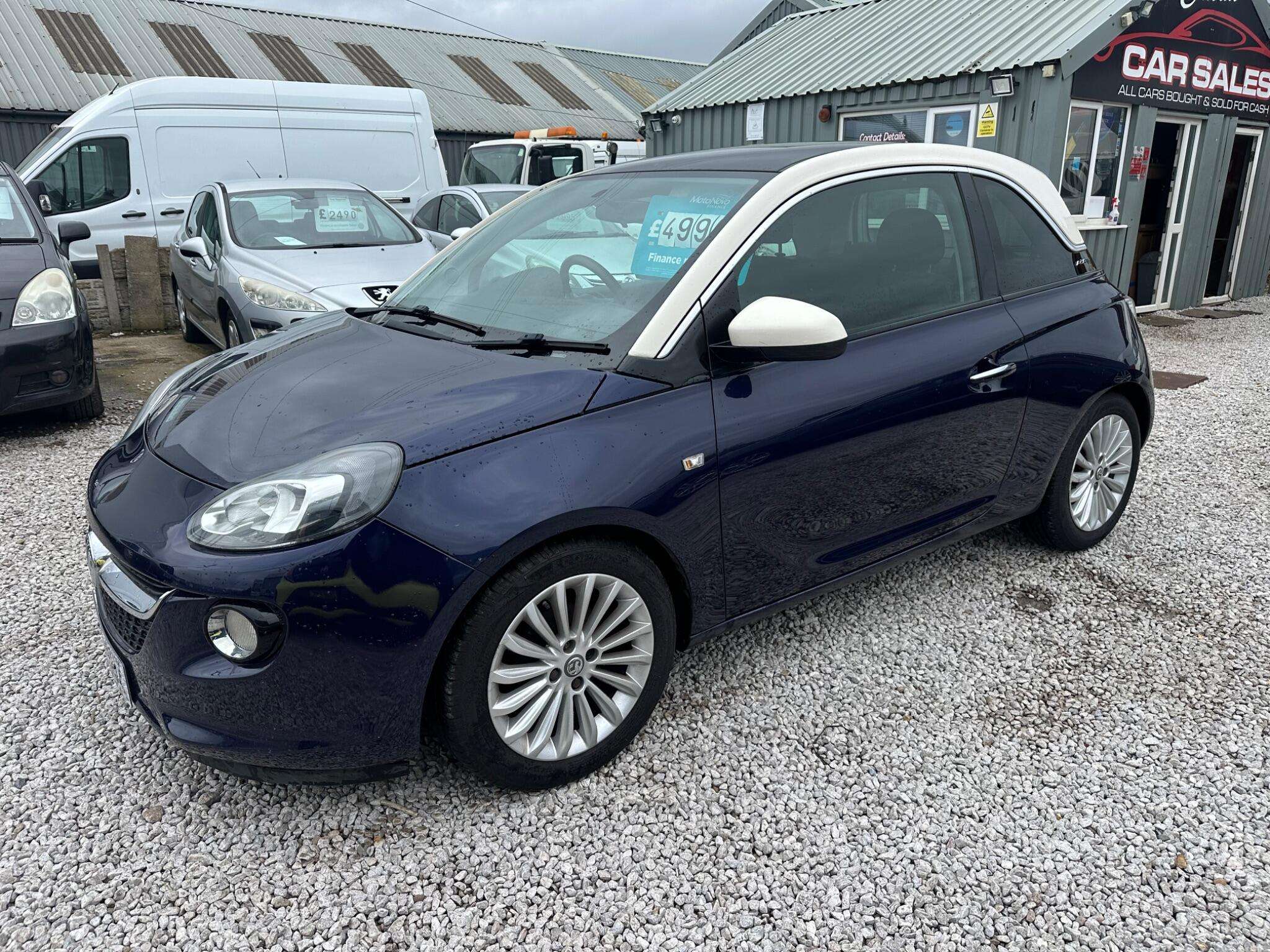 A 2014 VAUXHALL ADAM 1.4 16v GLAM Hatchback 3dr Petrol Manual Euro 5 (87 ps) A 2014 VAUXHALL ADAM 1.4 16v GLAM Hatchback 3dr Petrol Manual Euro 5 (87 ps)