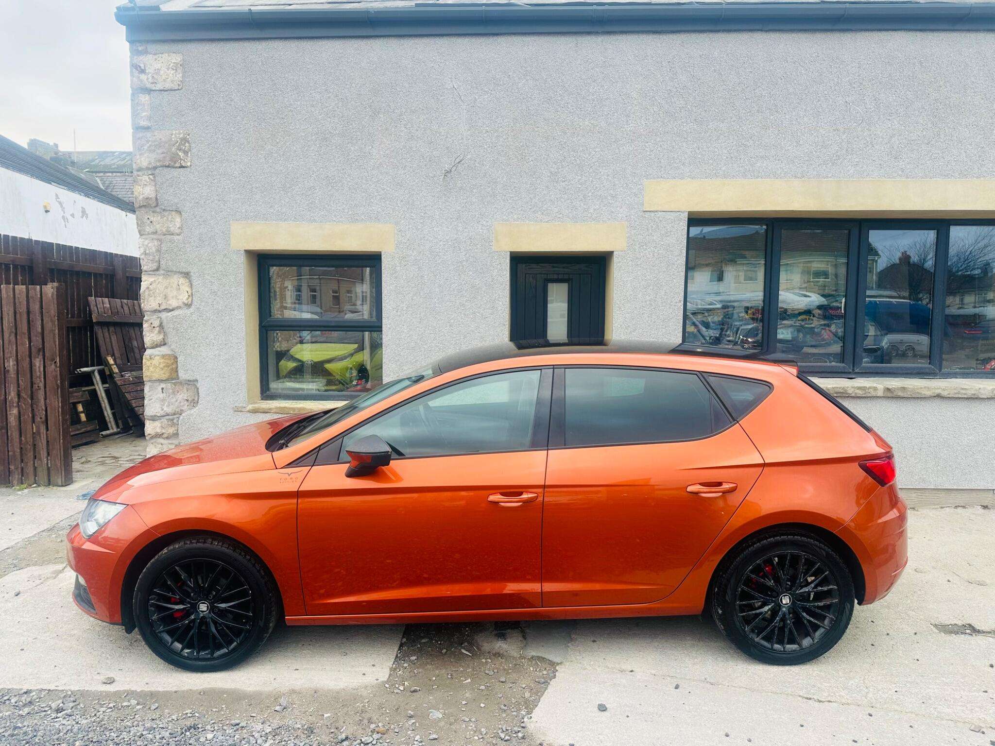 A 2018 SEAT LEON 1.0 TSI SE Dynamic Hatchback 5dr Petrol Manual Euro 6 (s/s) (115 ps) A 2018 SEAT LEON 1.0 TSI SE Dynamic Hatchback 5dr Petrol Manual Euro 6 (s/s) (115 ps)