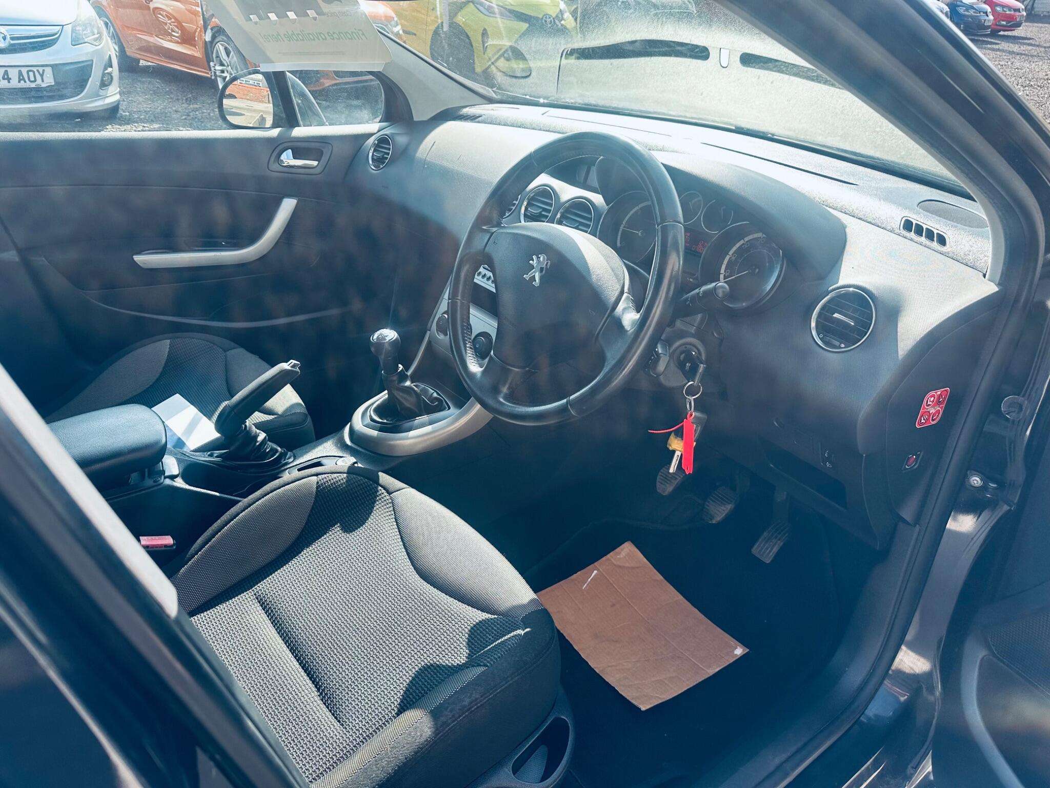 2012 PEUGEOT 308 2012 PEUGEOT 308