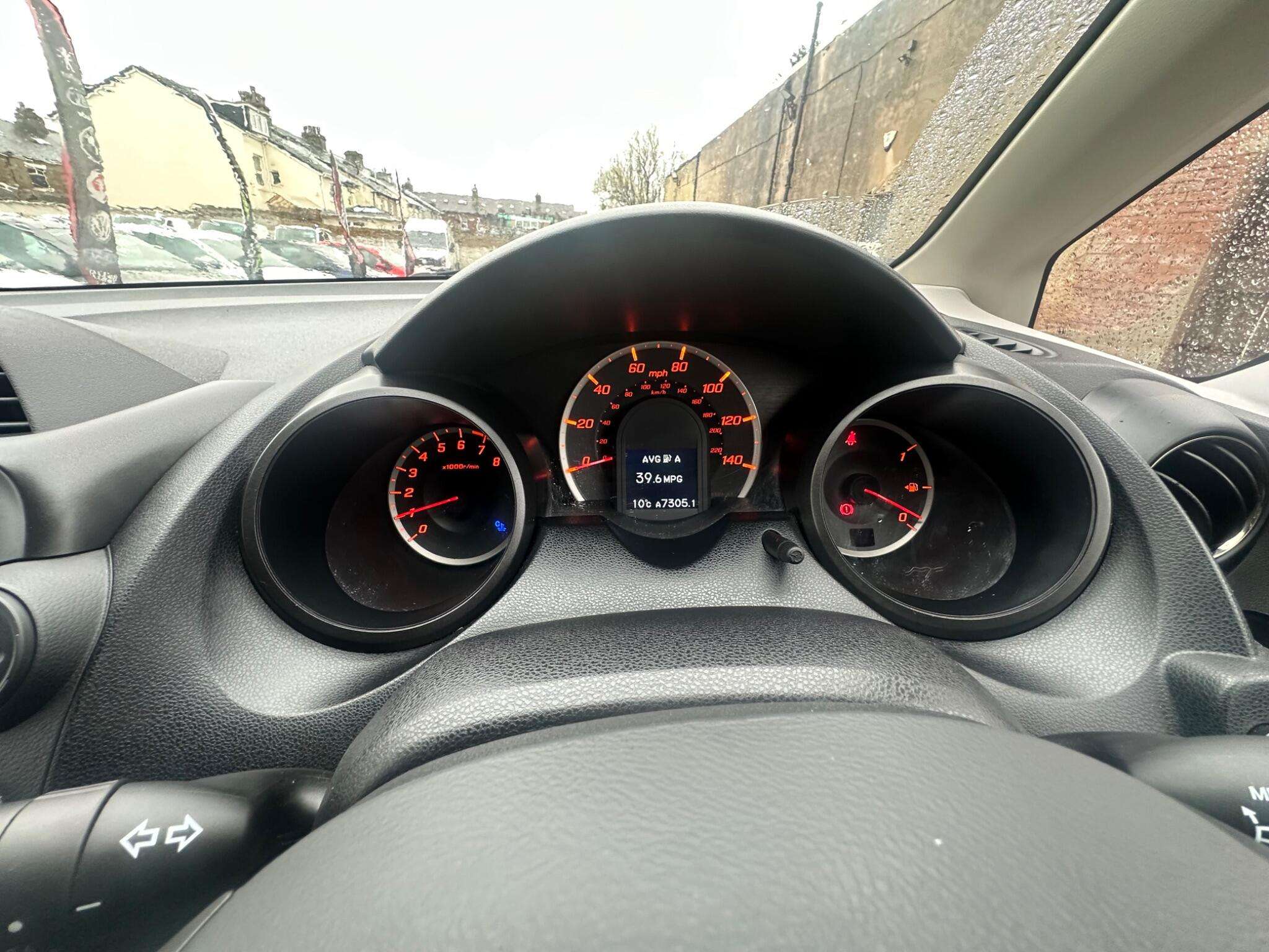 2013 HONDA JAZZ 2013 HONDA JAZZ