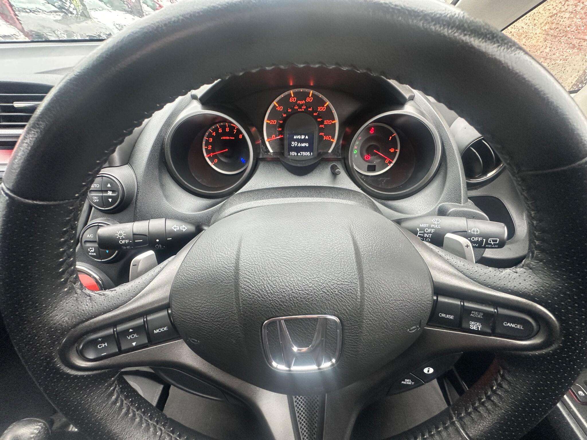 2013 HONDA JAZZ 2013 HONDA JAZZ