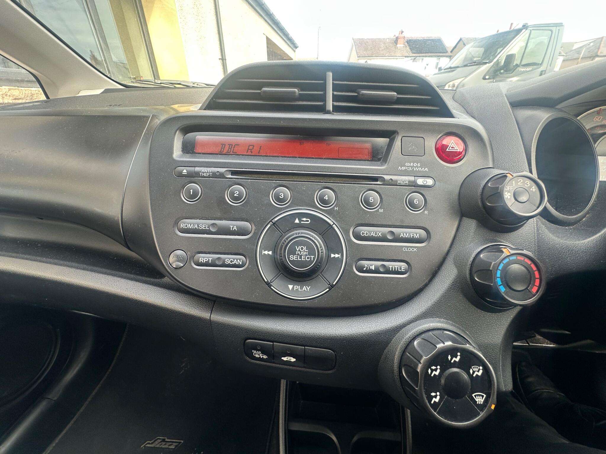 2015 HONDA JAZZ 2015 HONDA JAZZ