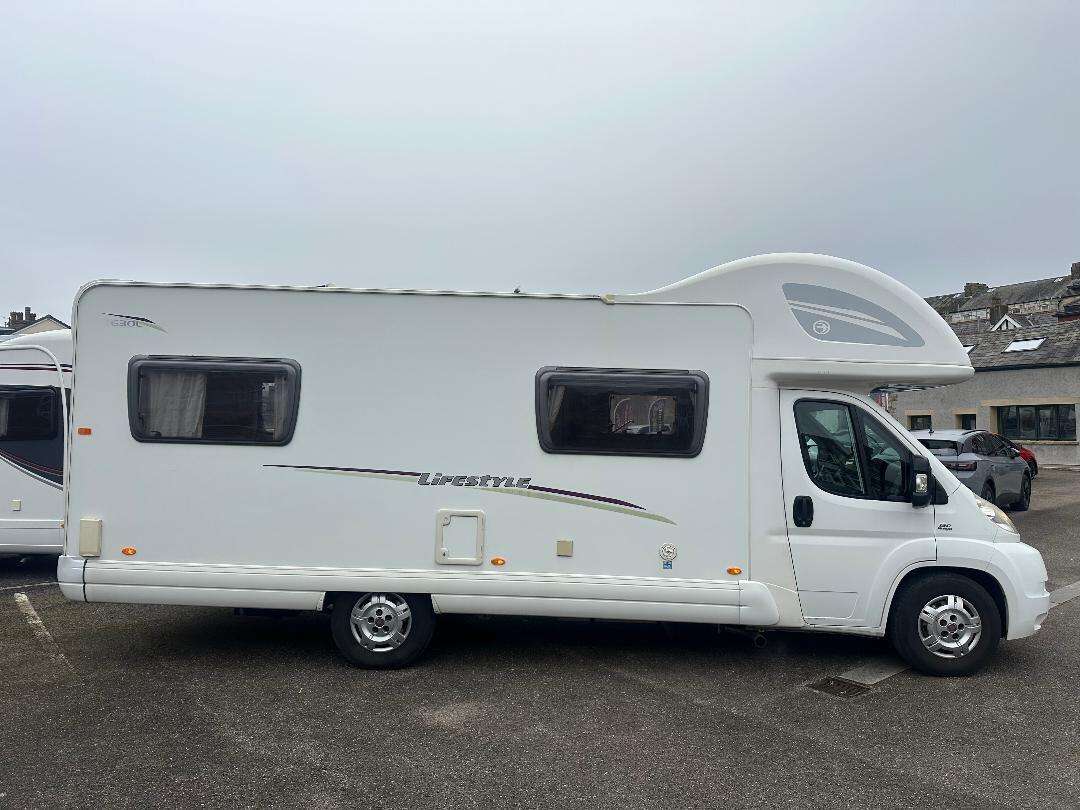 A 2008 SWIFT LIFESTYLE 630 Lifestyle 630L 6 Berth A 2008 SWIFT LIFESTYLE 630 Lifestyle 630L 6 Berth