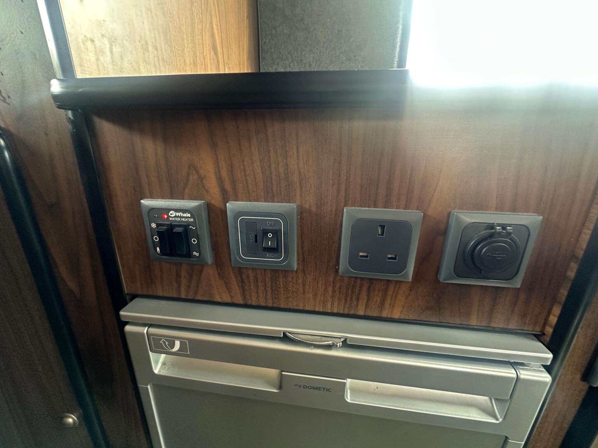 2015 AVA LEISURE STATESMAN 2015 AVA LEISURE STATESMAN