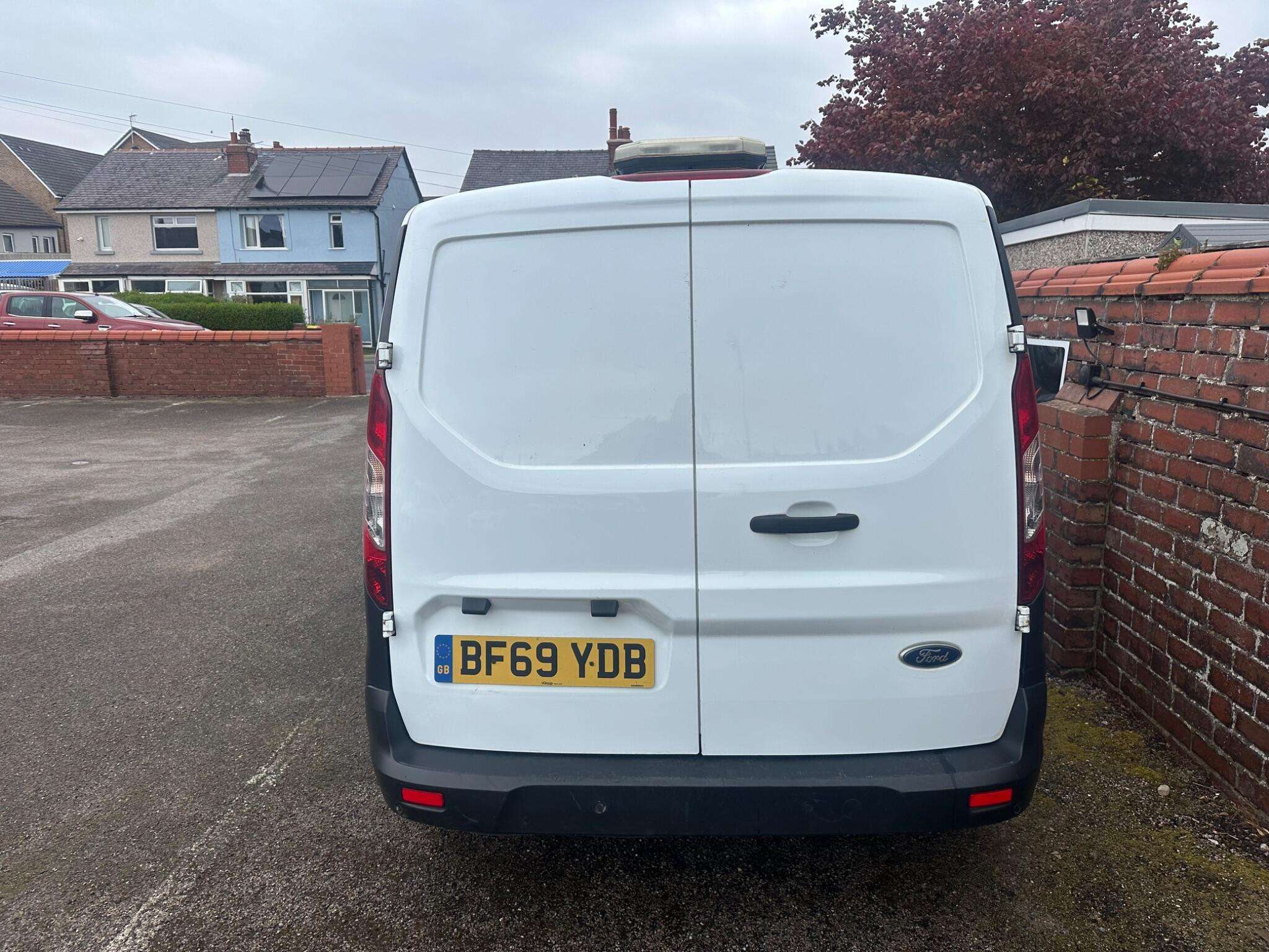 A 2019 FORD TRANSIT CONNECT 1.5 230 EcoBlue Leader Crew Van Double Cab 6dr Diesel Manual L2 Euro 6 (s/s A 2019 FORD TRANSIT CONNECT 1.5 230 EcoBlue Leader Crew Van Double Cab 6dr Diesel Manual L2 Euro 6 (s/s