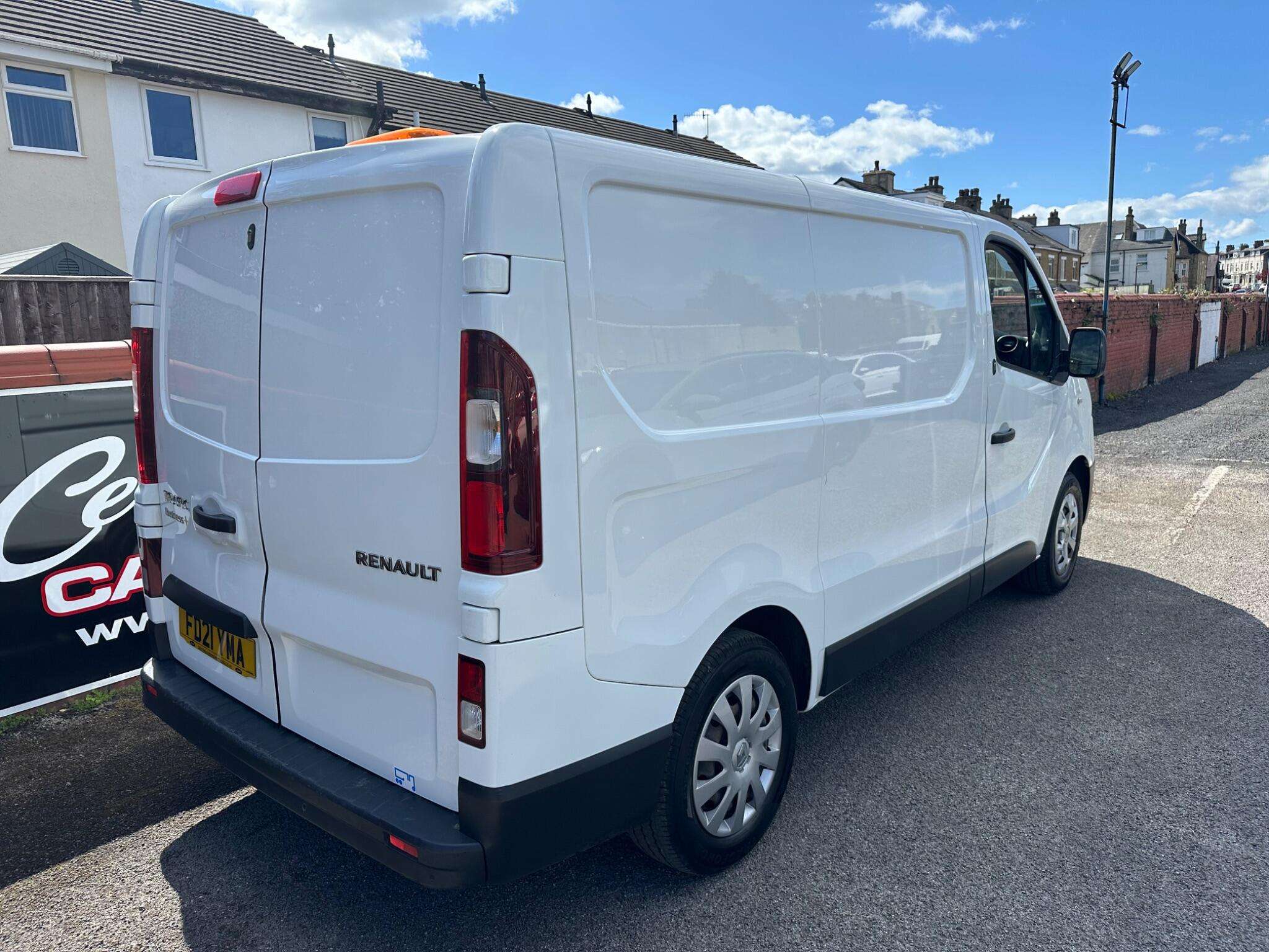 2021 RENAULT TRAFIC 2021 RENAULT TRAFIC
