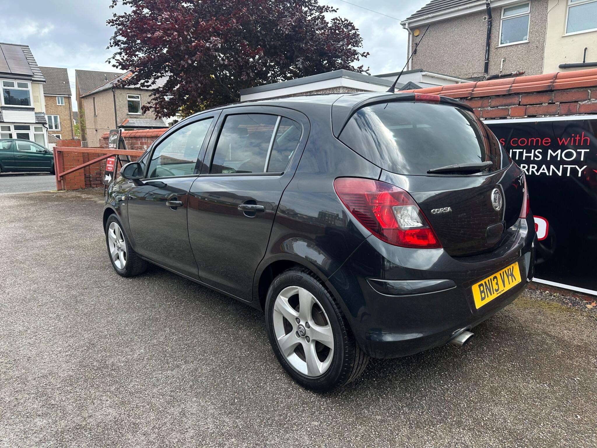 A 2013 VAUXHALL CORSA 1.2 16V SXi Hatchback 5dr Petrol Manual Euro 5 (A/C) (85 ps) A 2013 VAUXHALL CORSA 1.2 16V SXi Hatchback 5dr Petrol Manual Euro 5 (A/C) (85 ps)