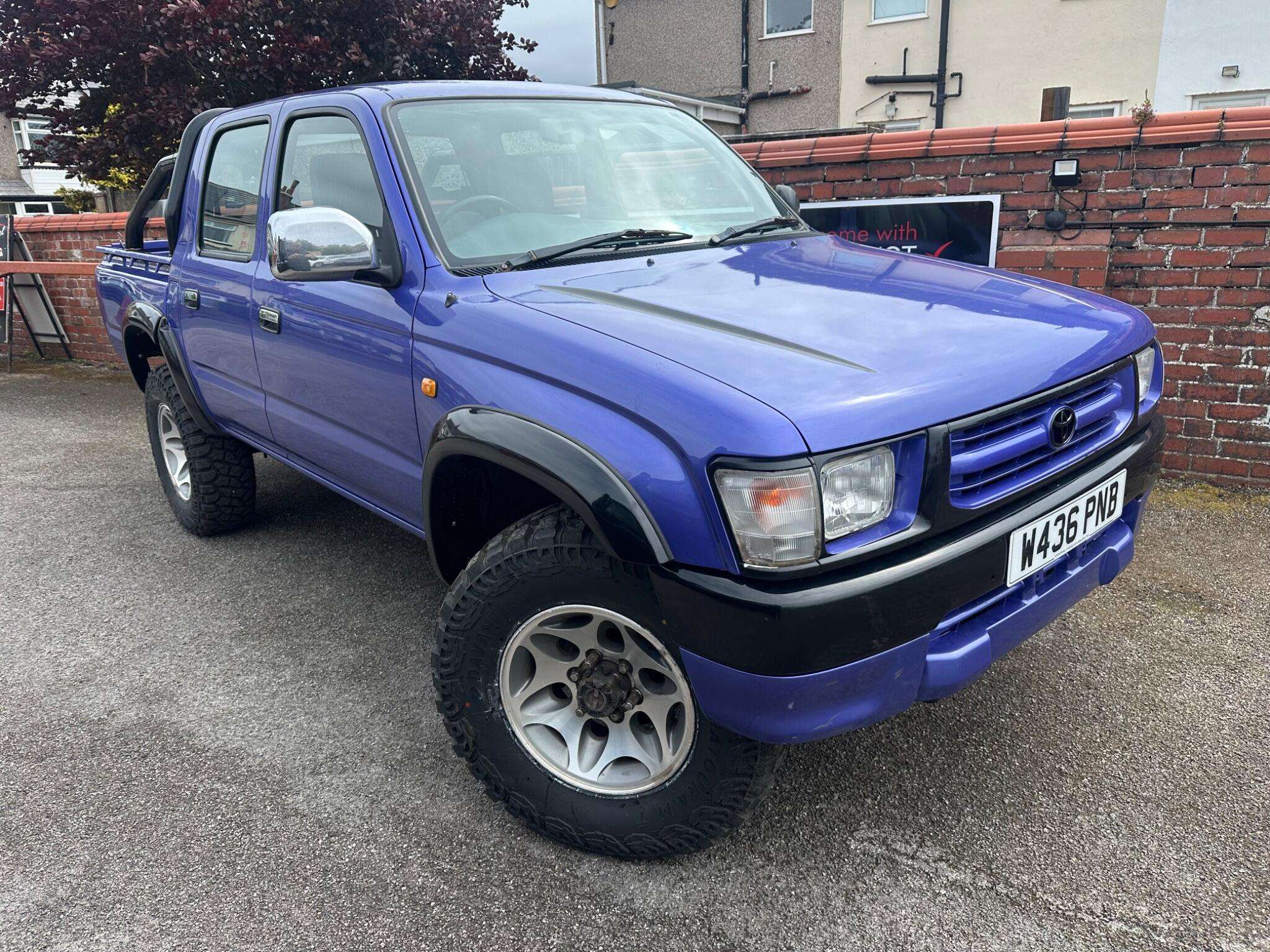 2000 TOYOTA HILUX 2000 TOYOTA HILUX