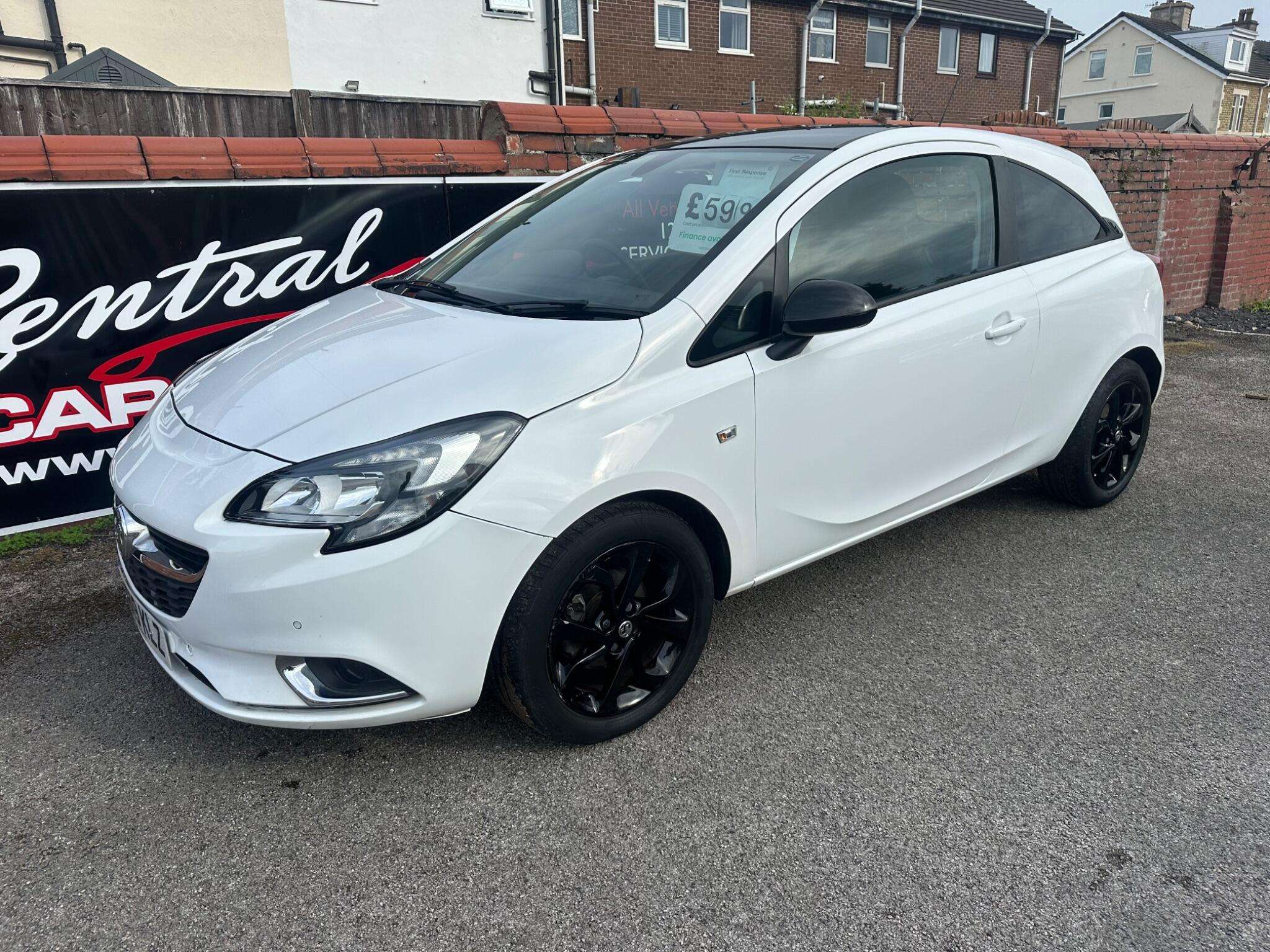 A 2019 VAUXHALL CORSA 1.4i ecoTEC Griffin Hatchback 3dr Petrol Manual Euro 6 (75 ps) A 2019 VAUXHALL CORSA 1.4i ecoTEC Griffin Hatchback 3dr Petrol Manual Euro 6 (75 ps)