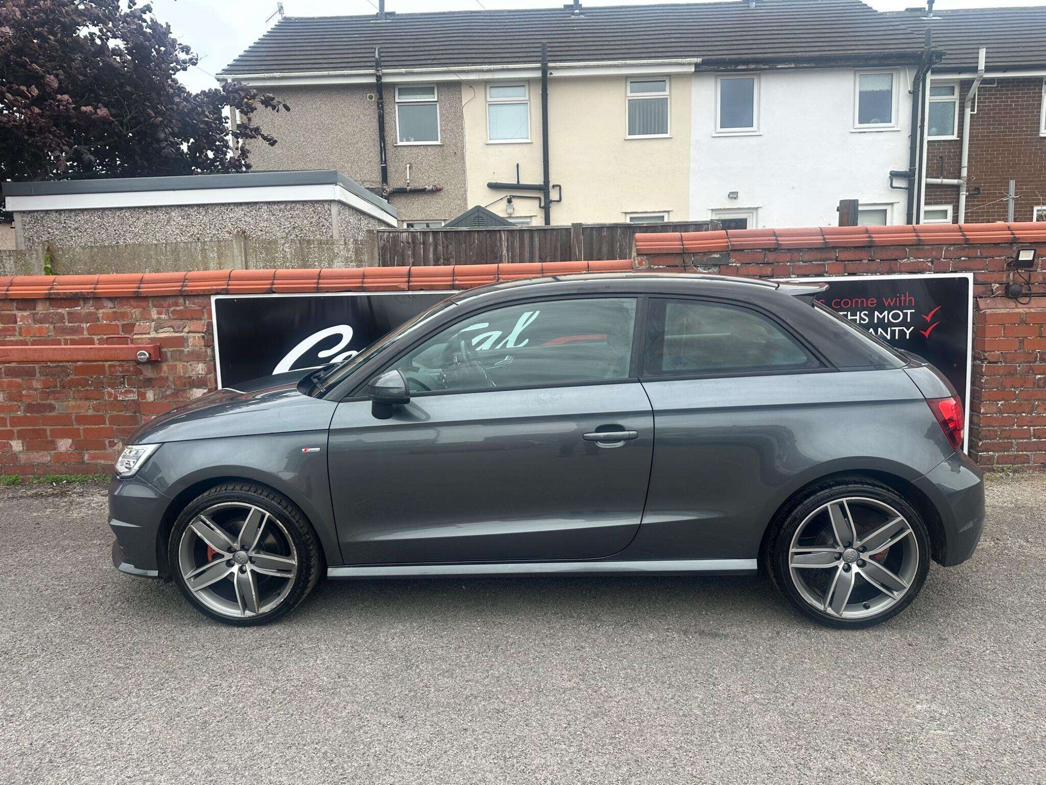 2017 AUDI A1 2017 AUDI A1