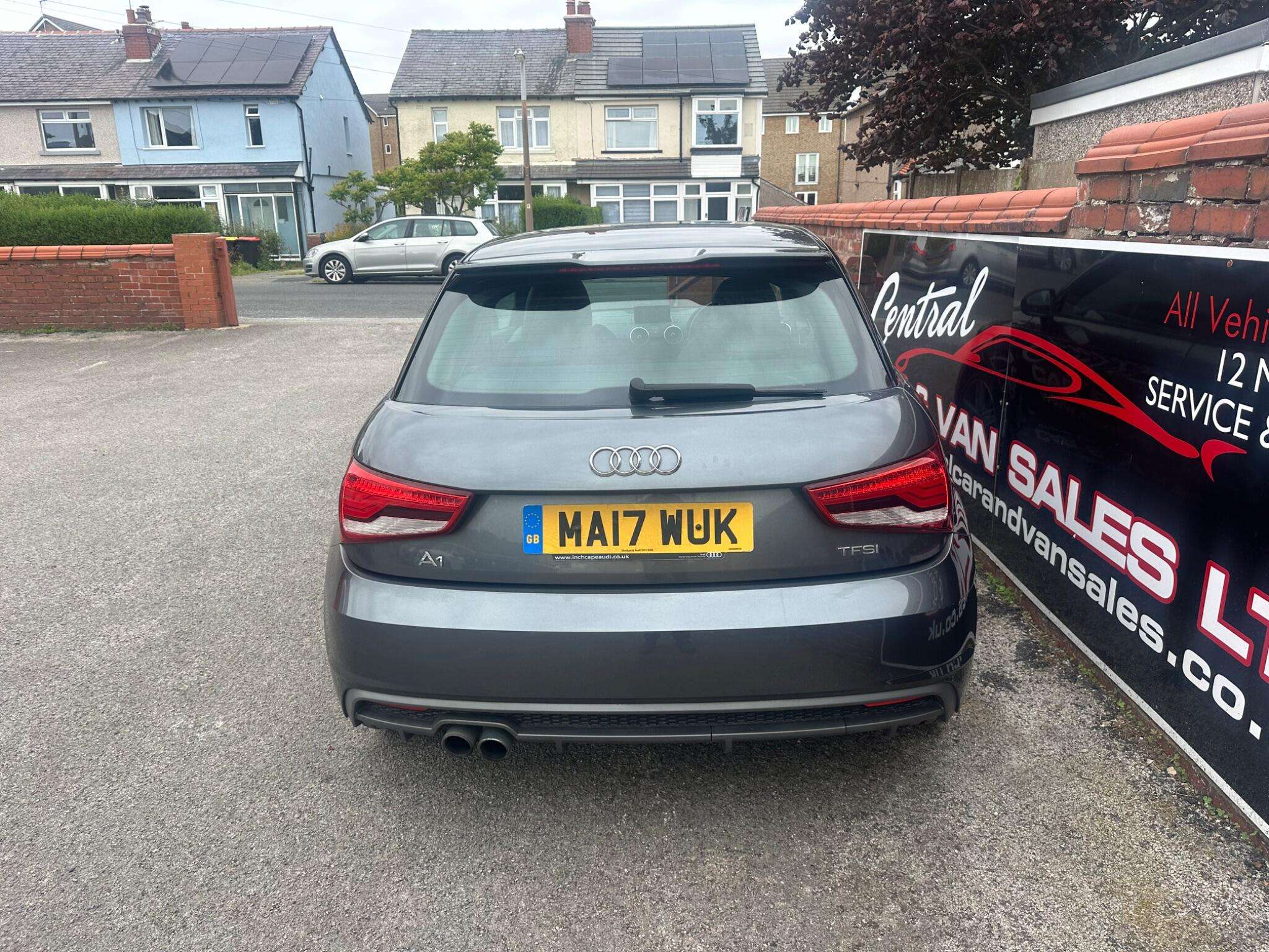 2017 AUDI A1 2017 AUDI A1