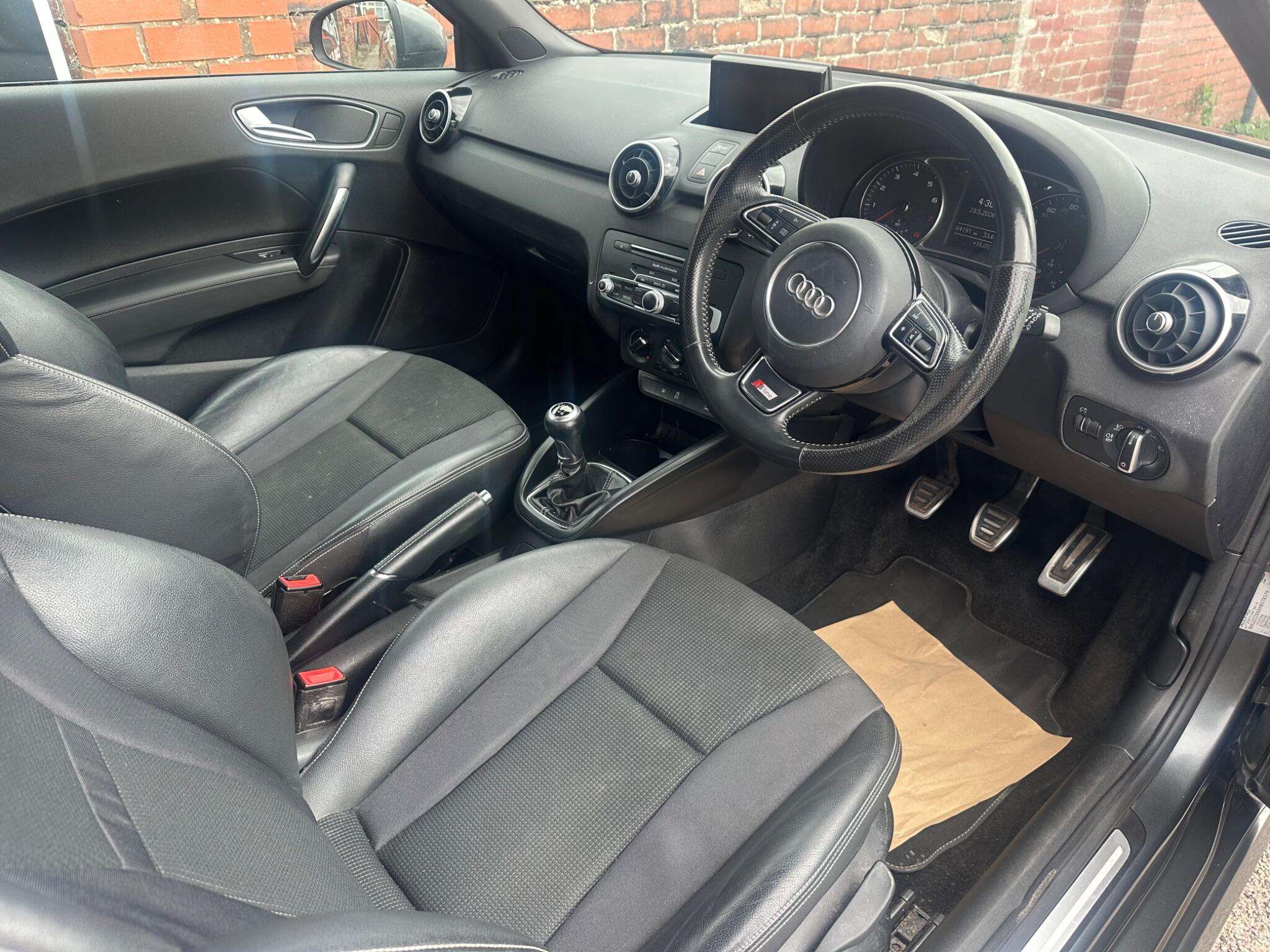2017 AUDI A1 2017 AUDI A1