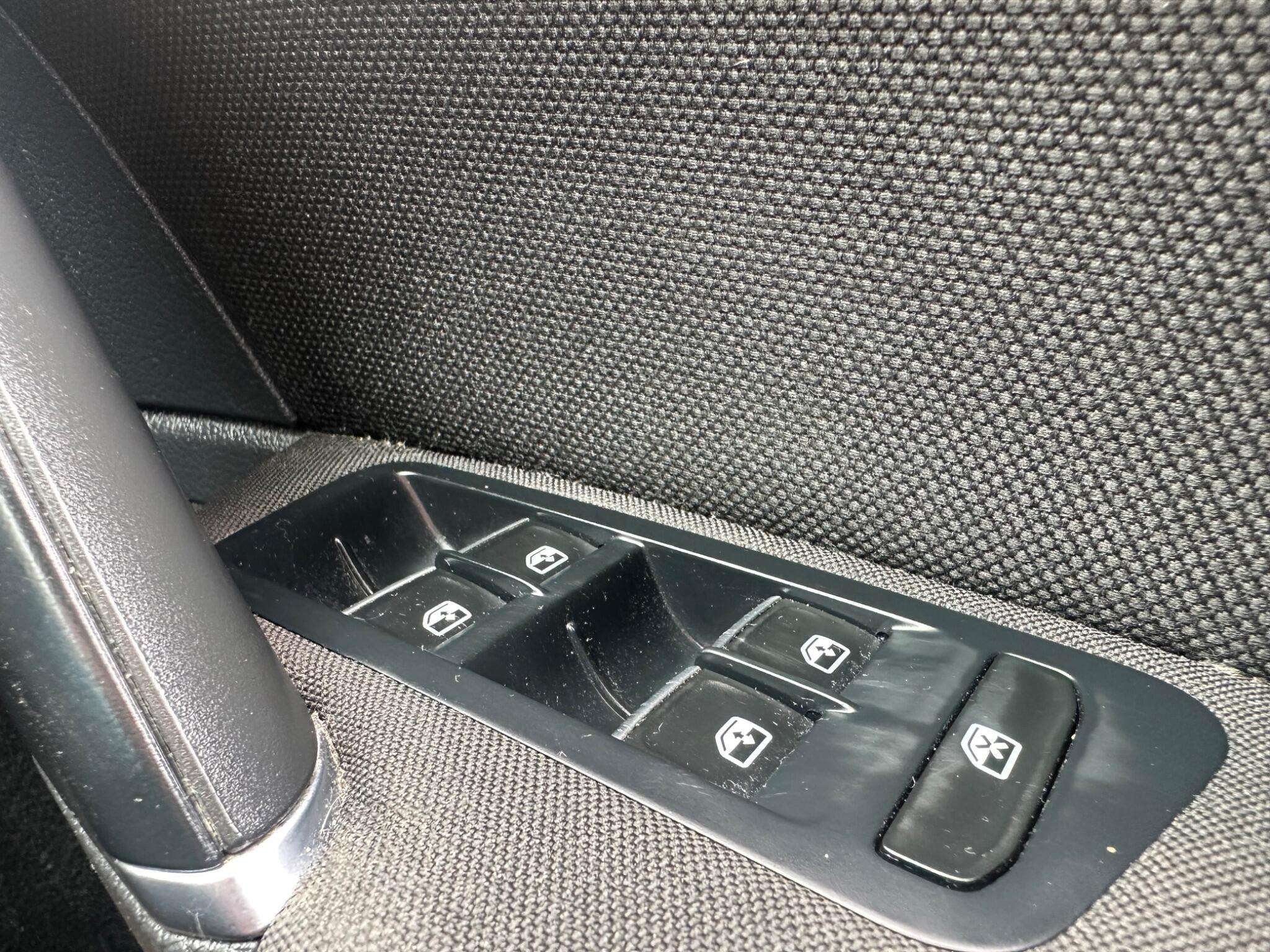 2016 VOLKSWAGEN GOLF 2016 VOLKSWAGEN GOLF