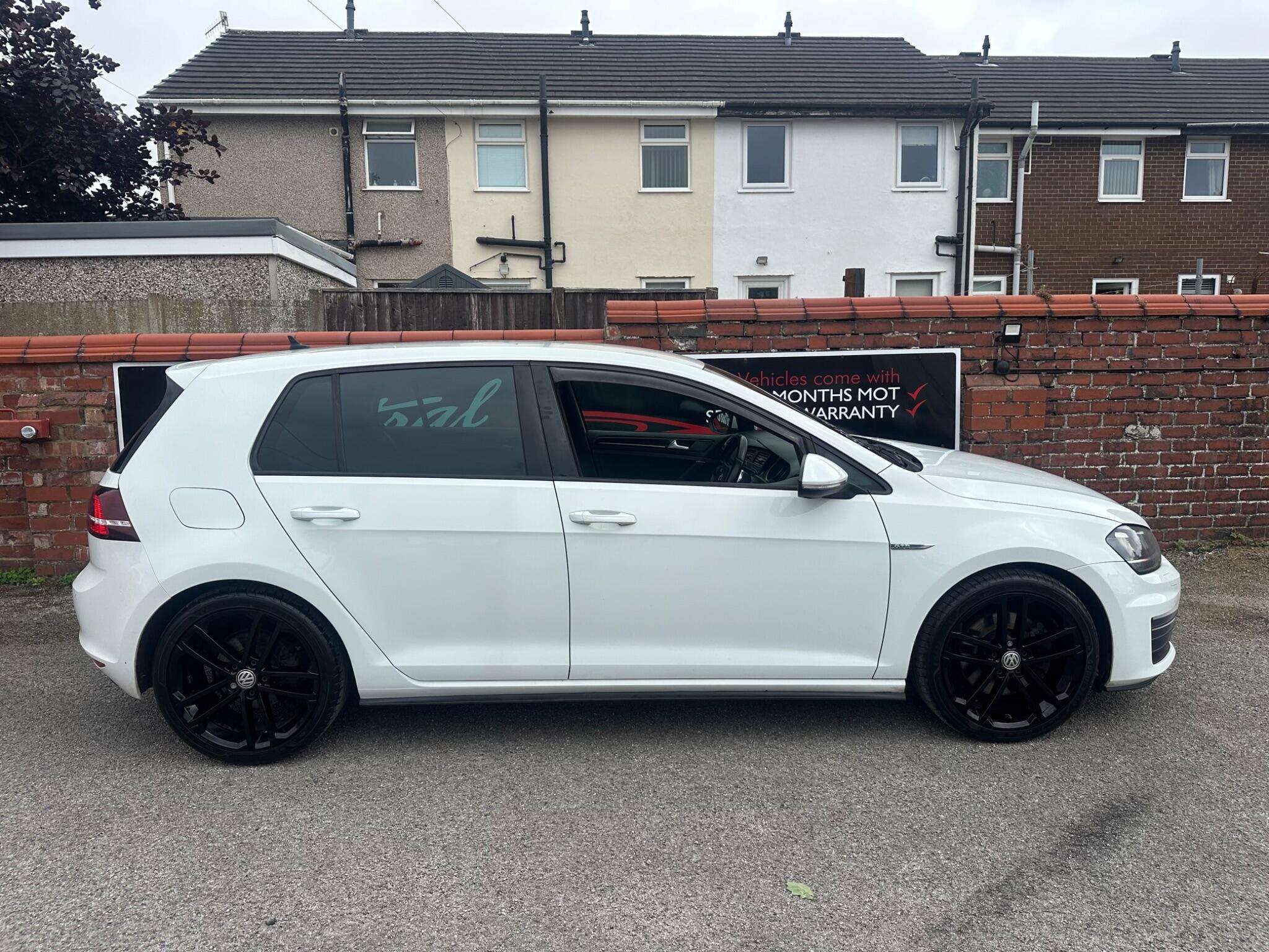 2016 VOLKSWAGEN GOLF 2016 VOLKSWAGEN GOLF