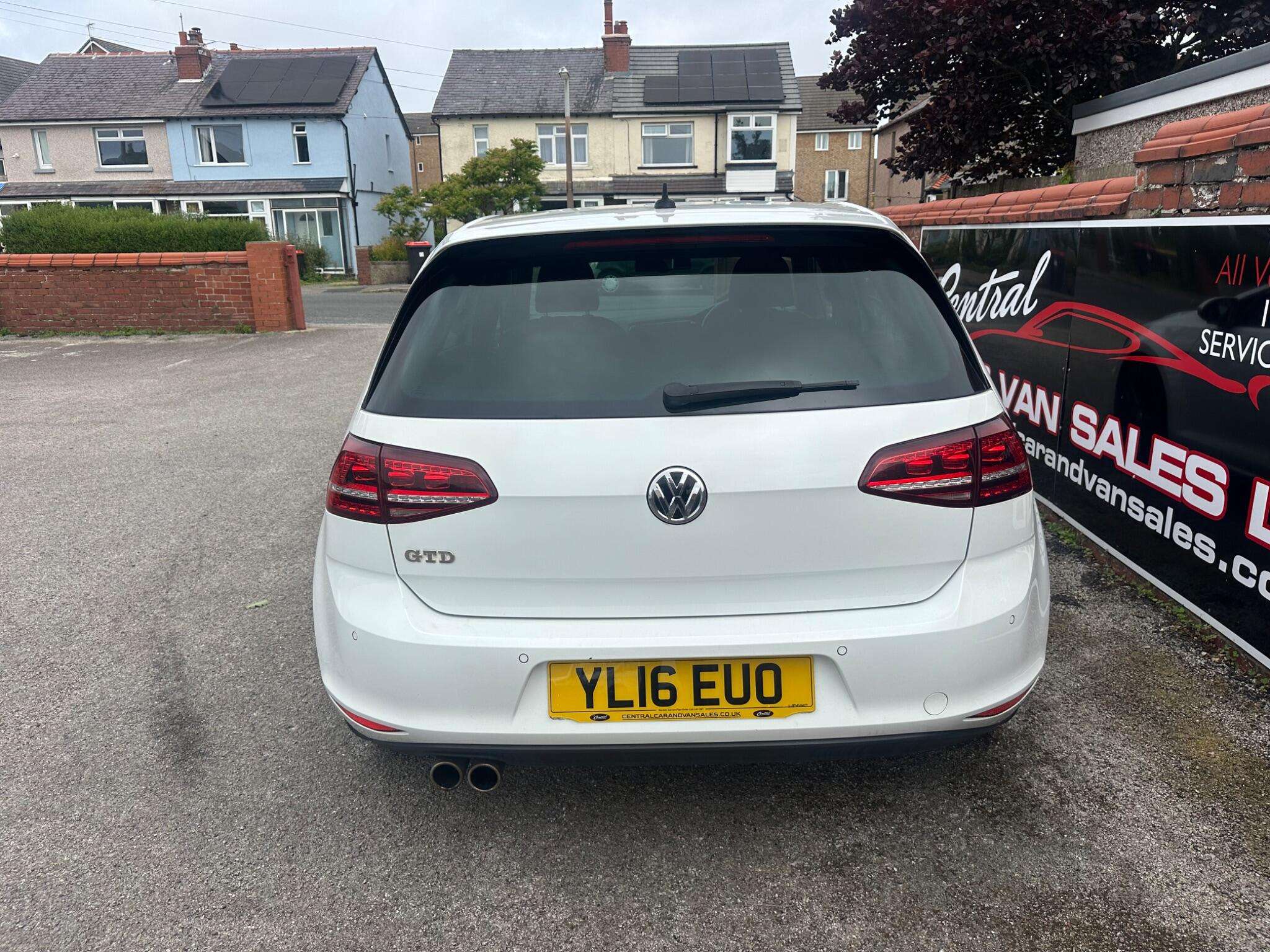 2016 VOLKSWAGEN GOLF 2016 VOLKSWAGEN GOLF