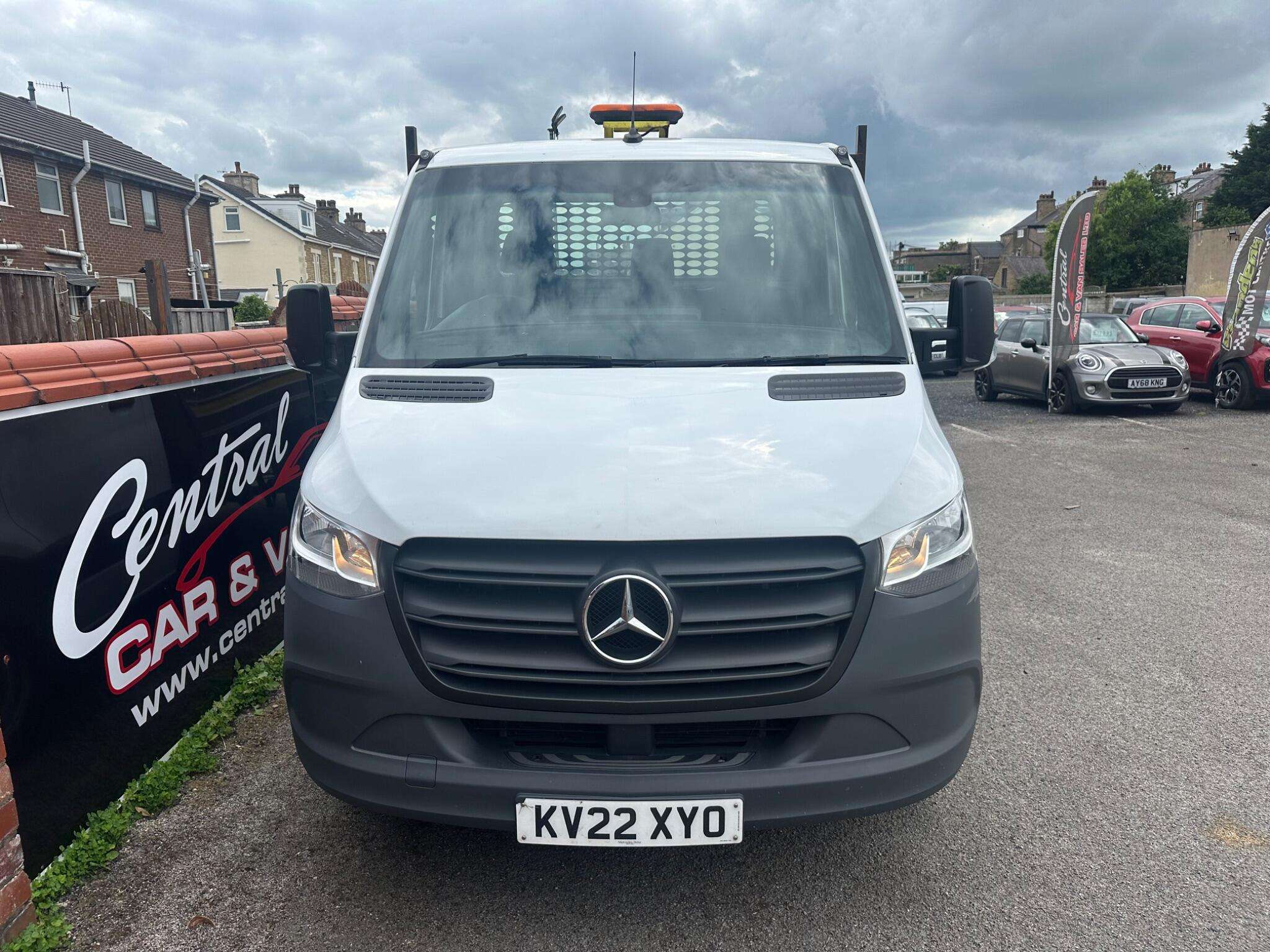 A 2022 MERCEDES-BENZ SPRINTER 2.1 314 CDI Ready To Work 1Way Tipper 2dr Diesel Manual L2 Euro 6 (143 ps) A 2022 MERCEDES-BENZ SPRINTER 2.1 314 CDI Ready To Work 1Way Tipper 2dr Diesel Manual L2 Euro 6 (143 ps)