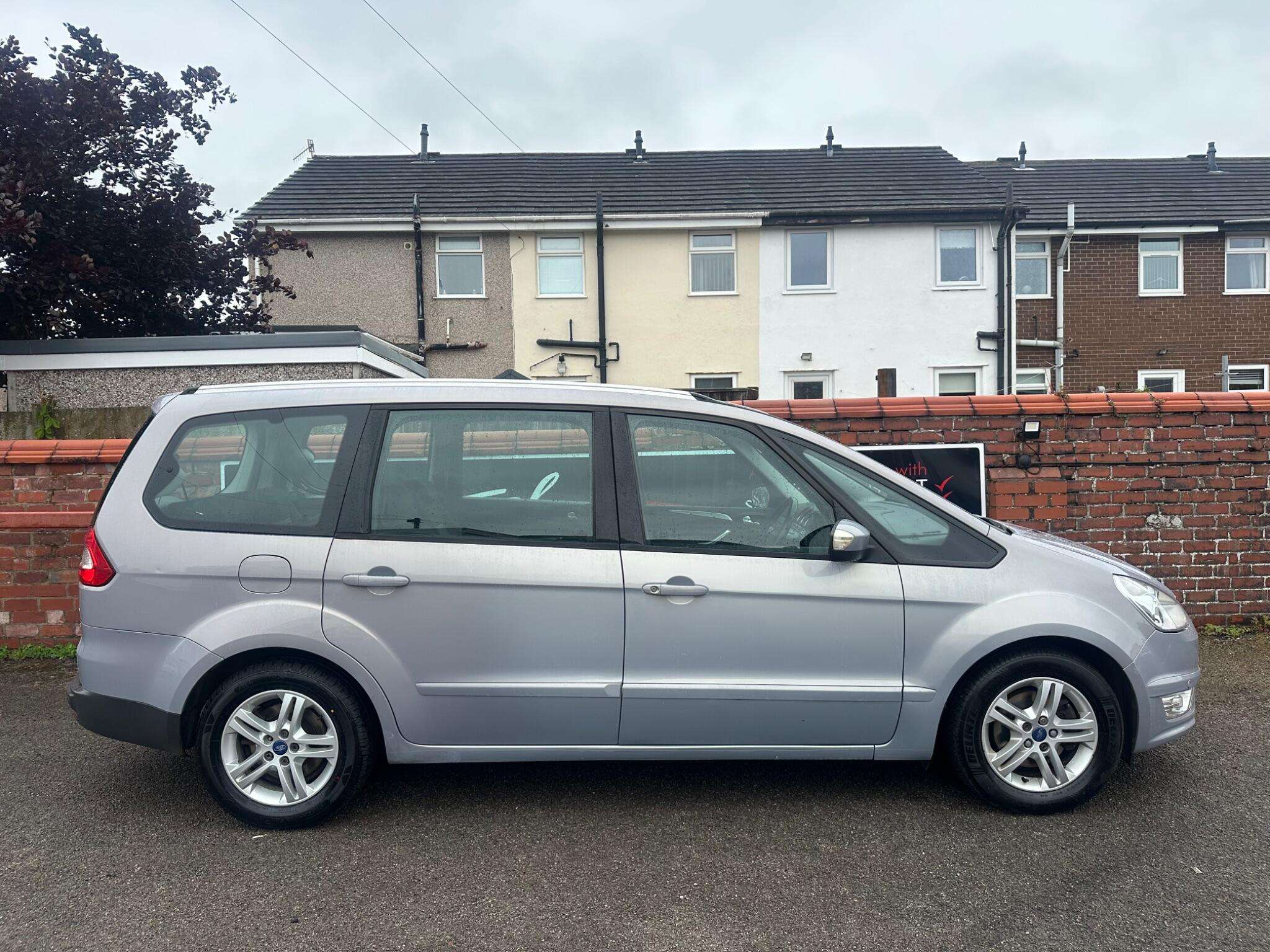 A 2010 FORD GALAXY ZETEC TDCI A 2010 FORD GALAXY ZETEC TDCI