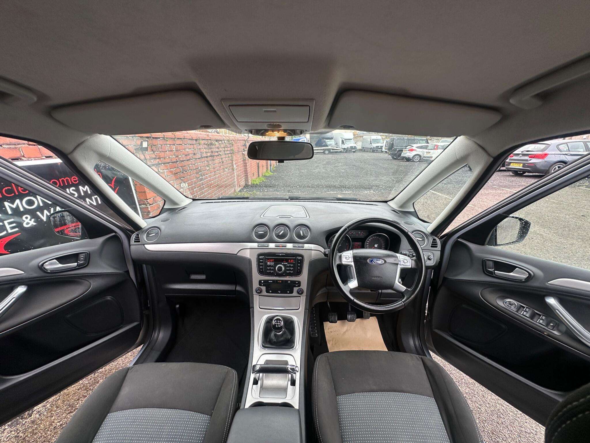 A 2010 FORD GALAXY ZETEC TDCI A 2010 FORD GALAXY ZETEC TDCI