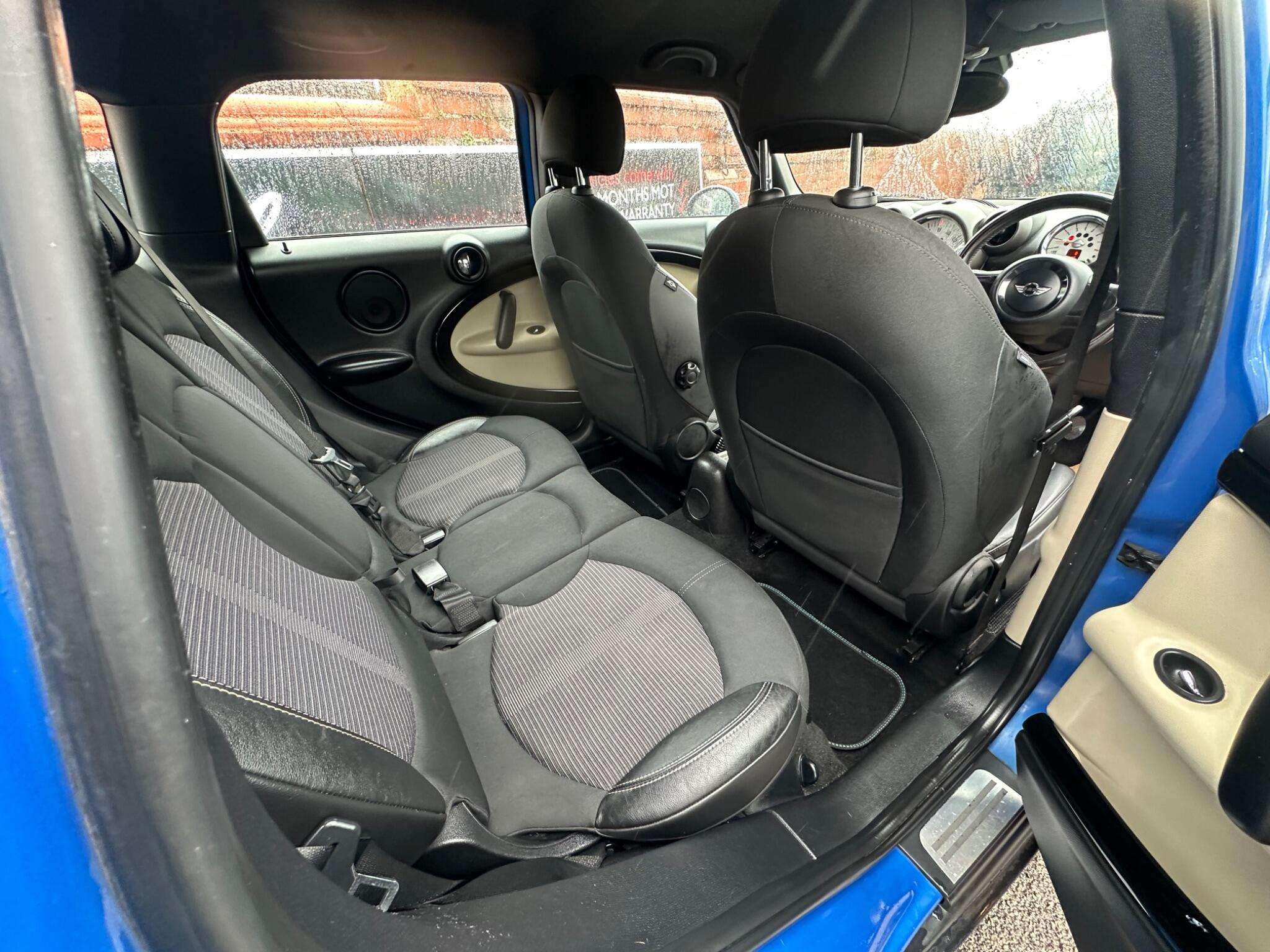 2011 MINI COUNTRYMAN 2011 MINI COUNTRYMAN