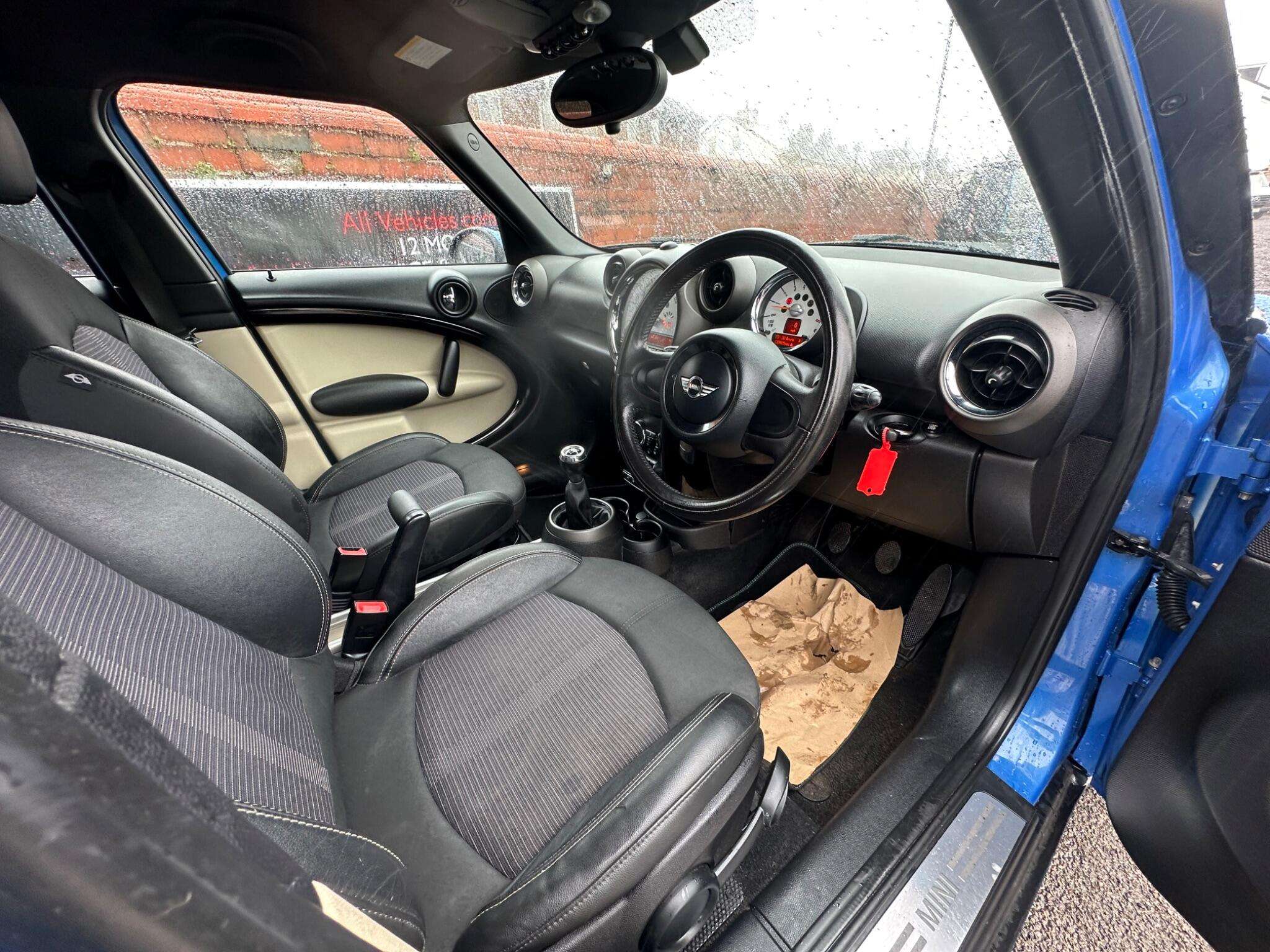 2011 MINI COUNTRYMAN 2011 MINI COUNTRYMAN