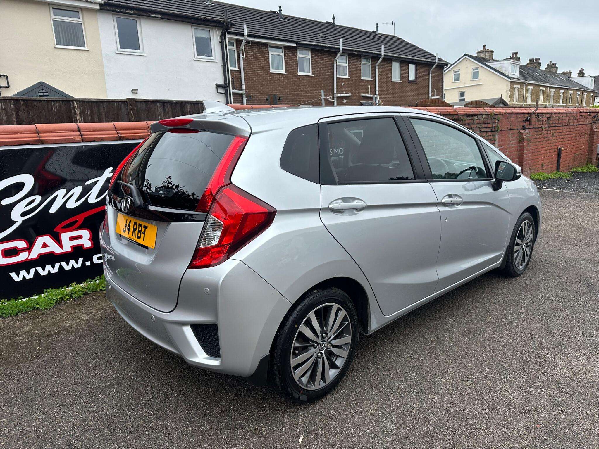 2016 HONDA JAZZ 2016 HONDA JAZZ