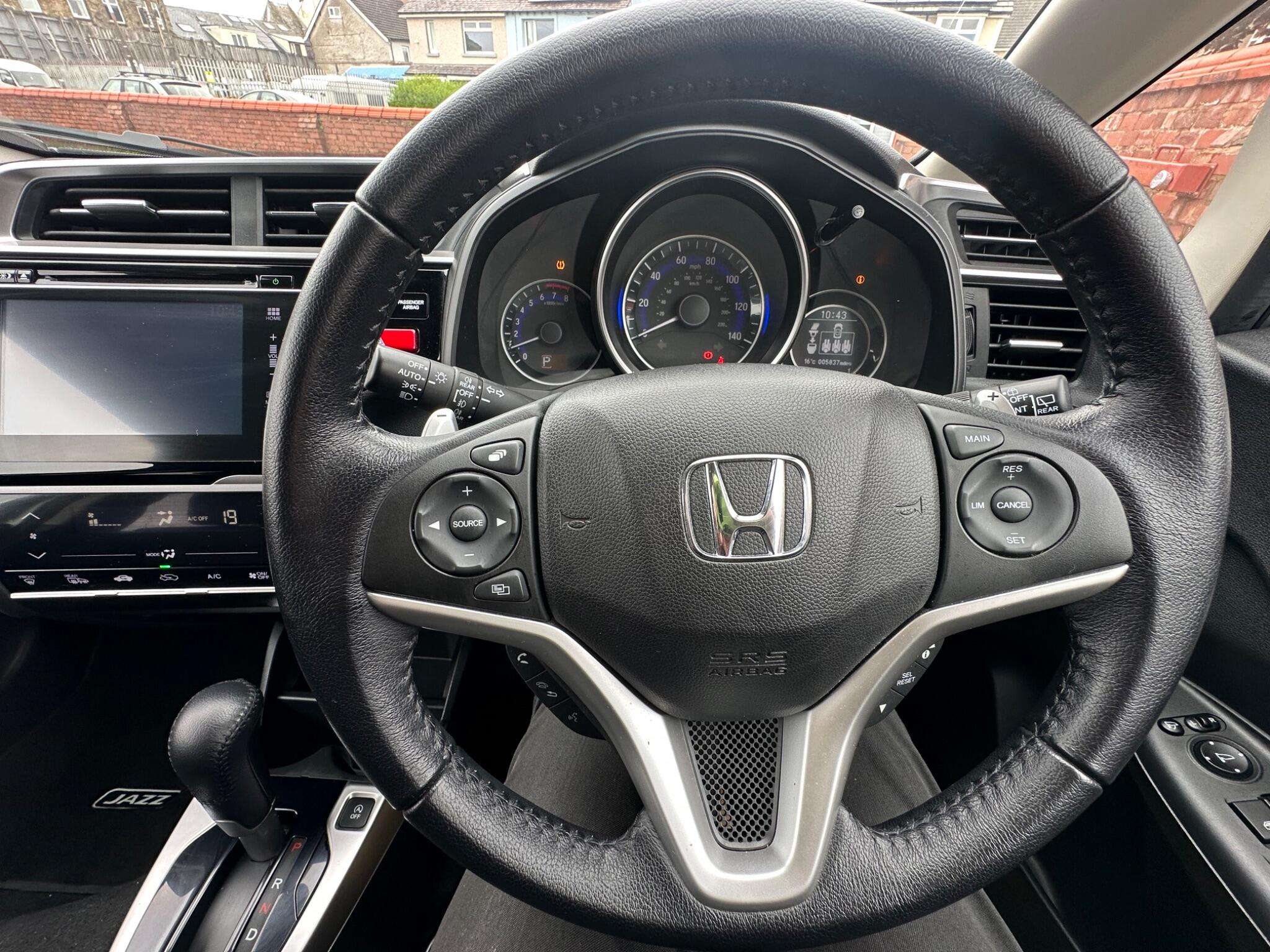 2016 HONDA JAZZ 2016 HONDA JAZZ