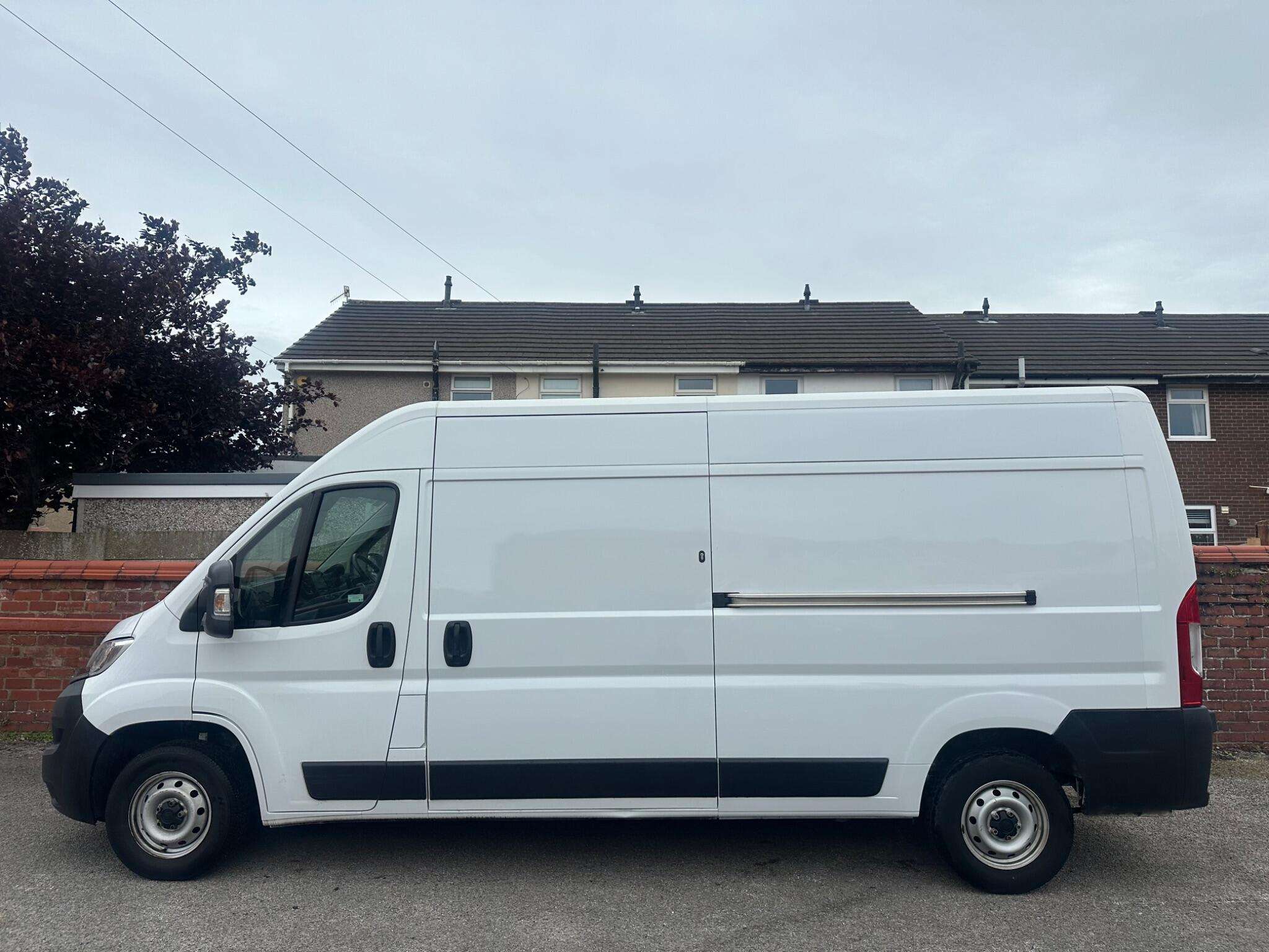 A 2023 FIAT DUCATO 2.2 MultijetIII 35 Business Pro Panel Van 5dr Diesel Manual L H2 Euro 6 (14 A 2023 FIAT DUCATO 2.2 MultijetIII 35 Business Pro Panel Van 5dr Diesel Manual L H2 Euro 6 (14
