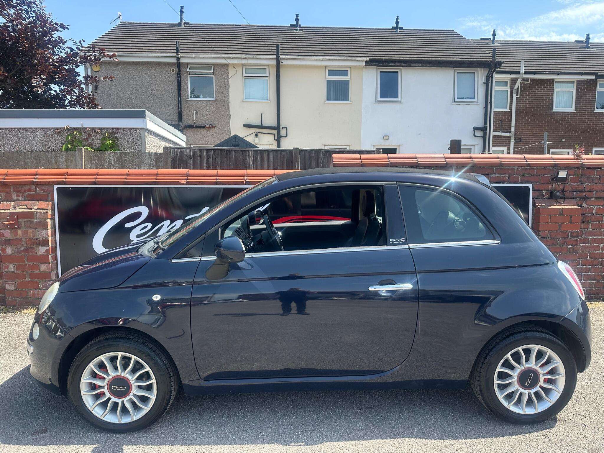 2011 FIAT 500C 2011 FIAT 500C