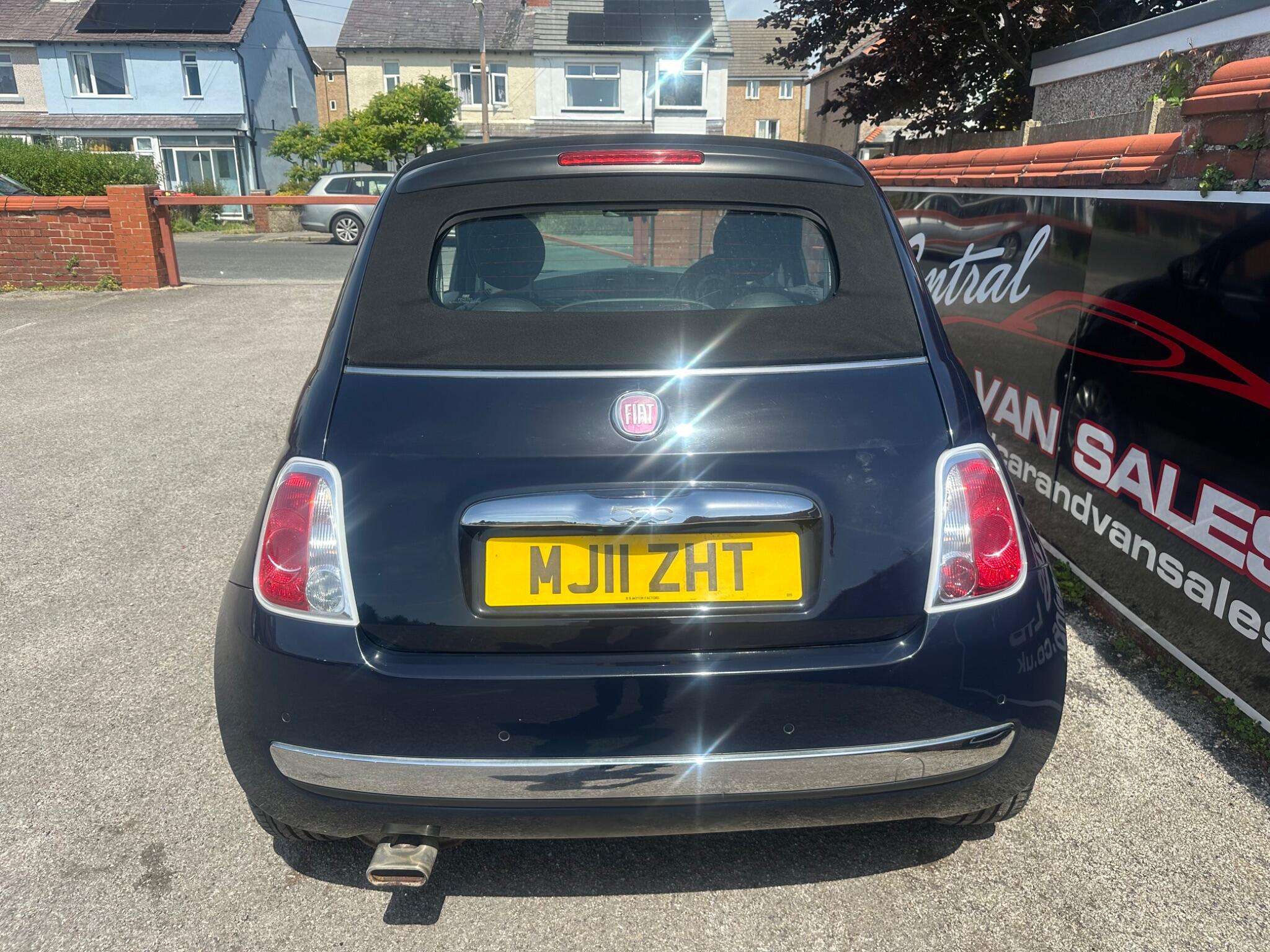 2011 FIAT 500C 2011 FIAT 500C