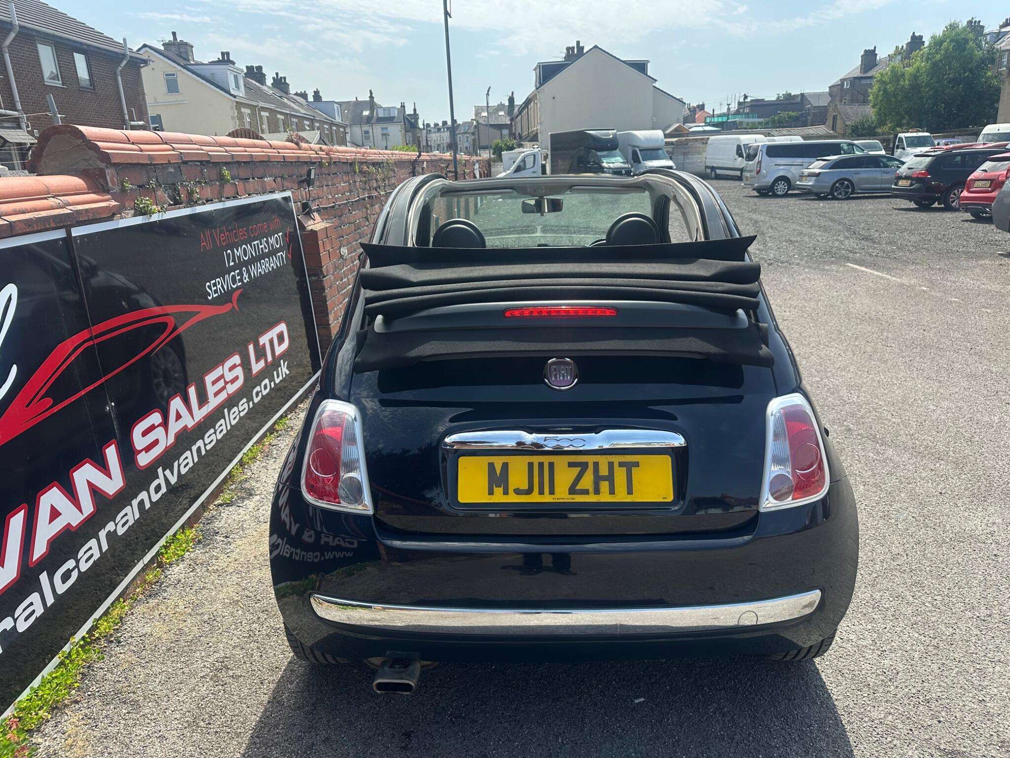 2011 FIAT 500C 2011 FIAT 500C