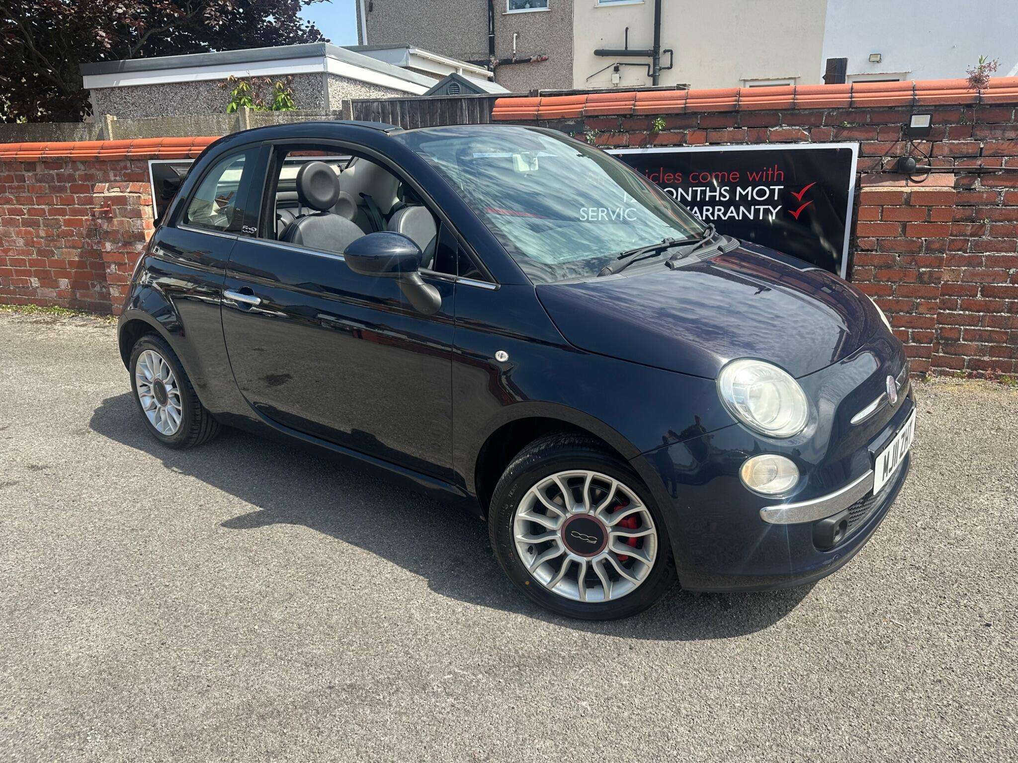 2011 FIAT 500C 2011 FIAT 500C