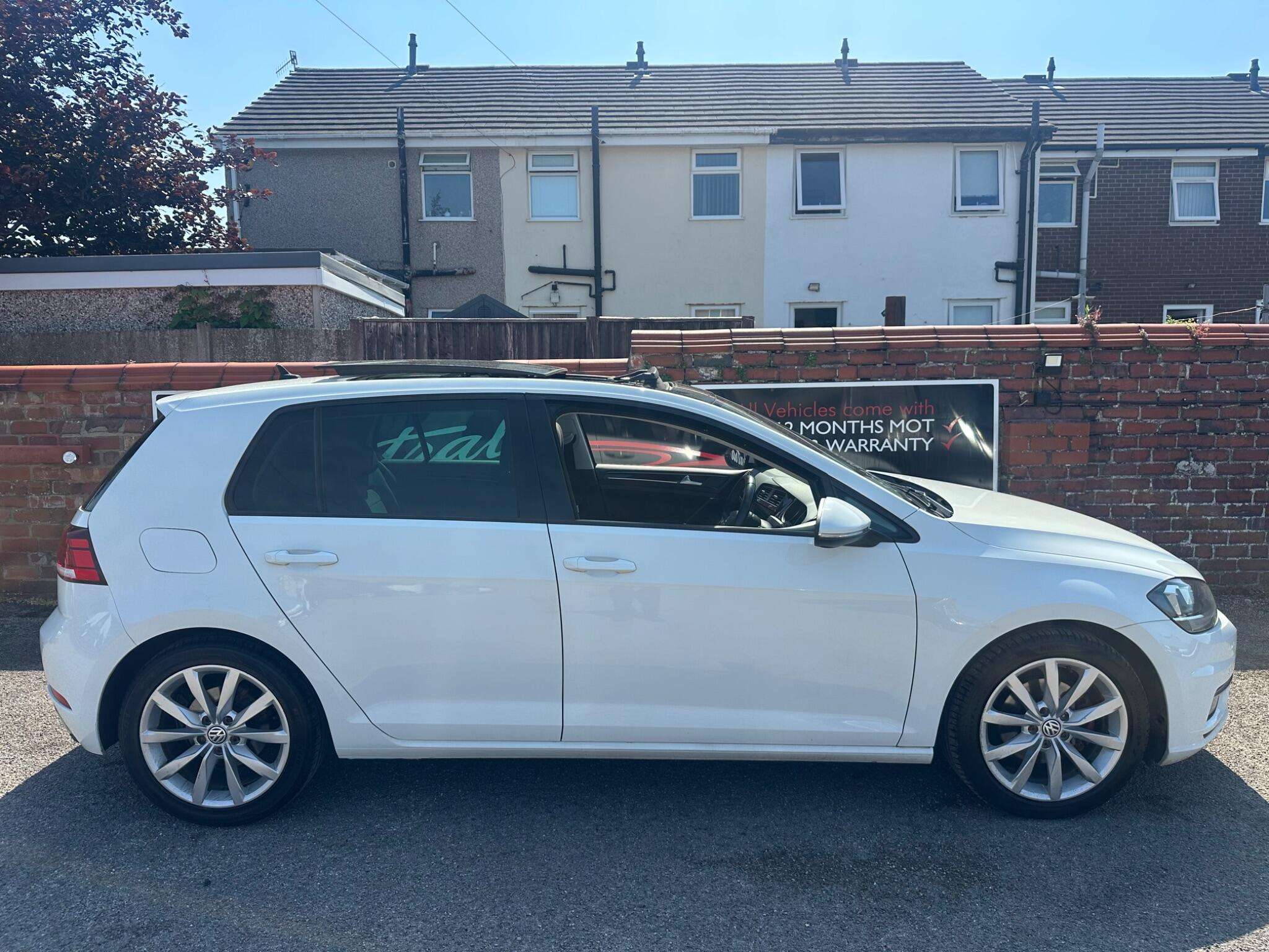 2017 VOLKSWAGEN GOLF 2017 VOLKSWAGEN GOLF