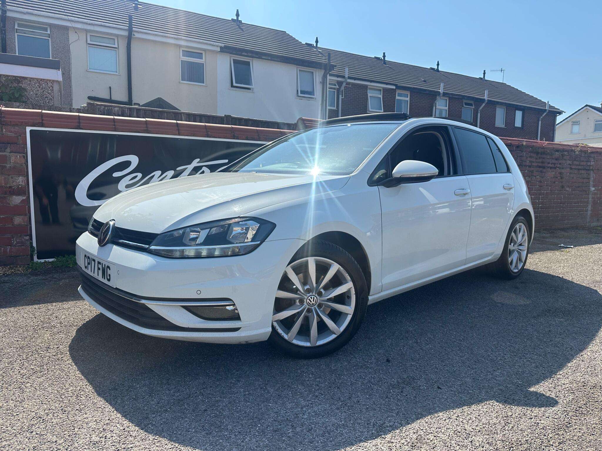 2017 VOLKSWAGEN GOLF 2017 VOLKSWAGEN GOLF