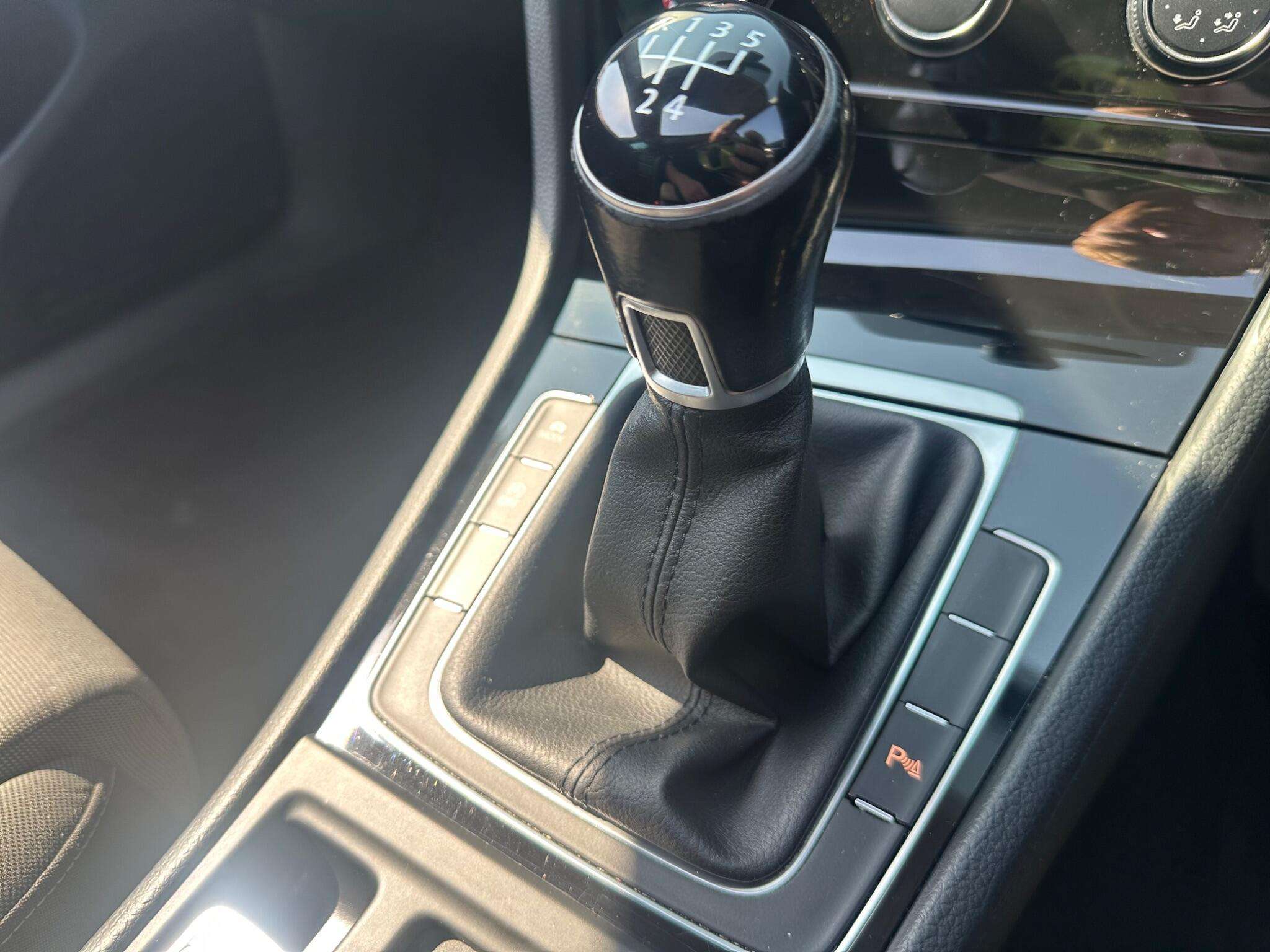 2017 VOLKSWAGEN GOLF 2017 VOLKSWAGEN GOLF